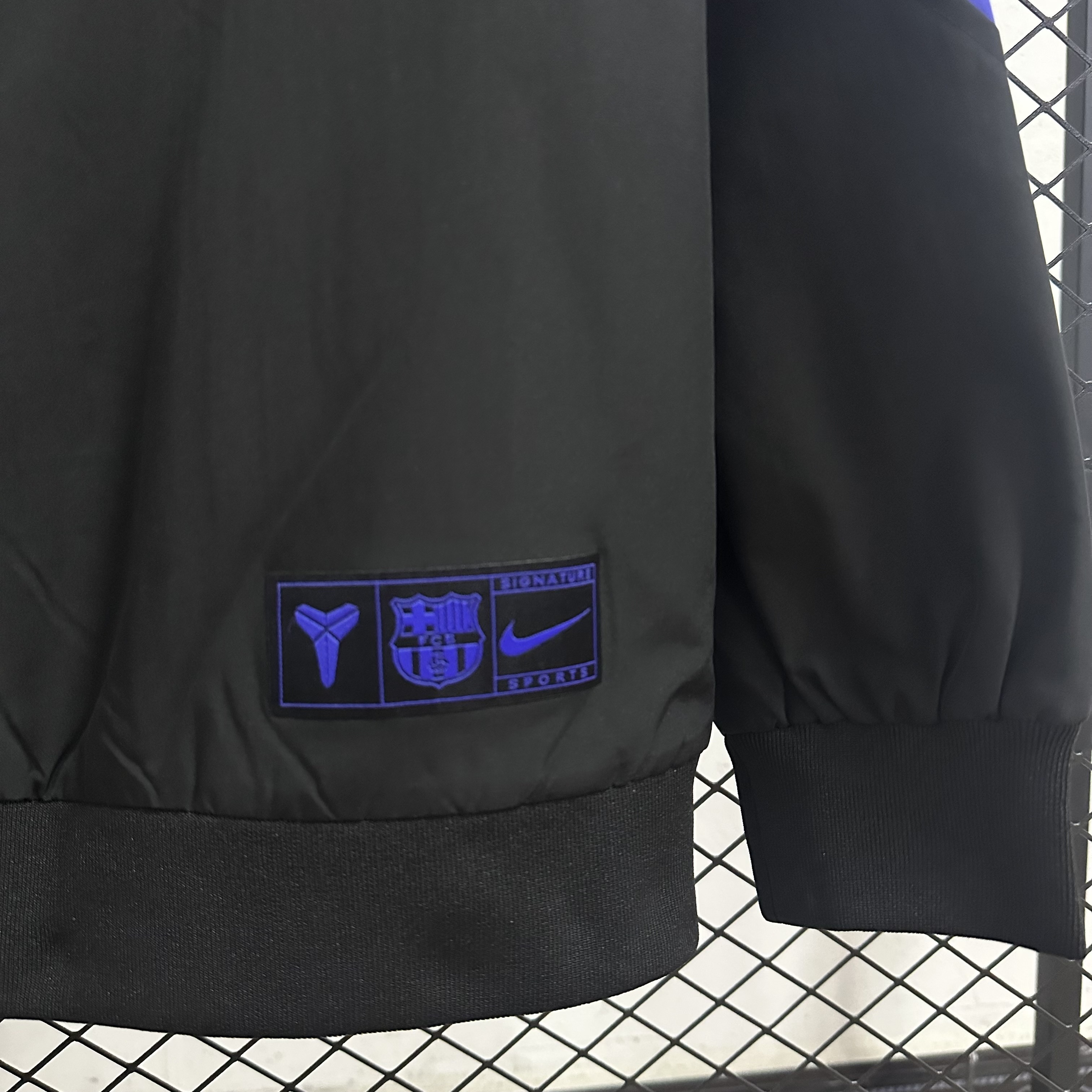 2025/2026 Barcelona Black Mamba Joint Waterproof Windbreaker Training Suit