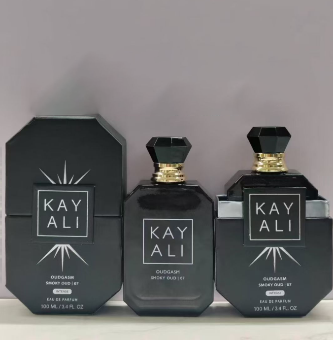 Kayali Oudgasm Smoky Oud | 07