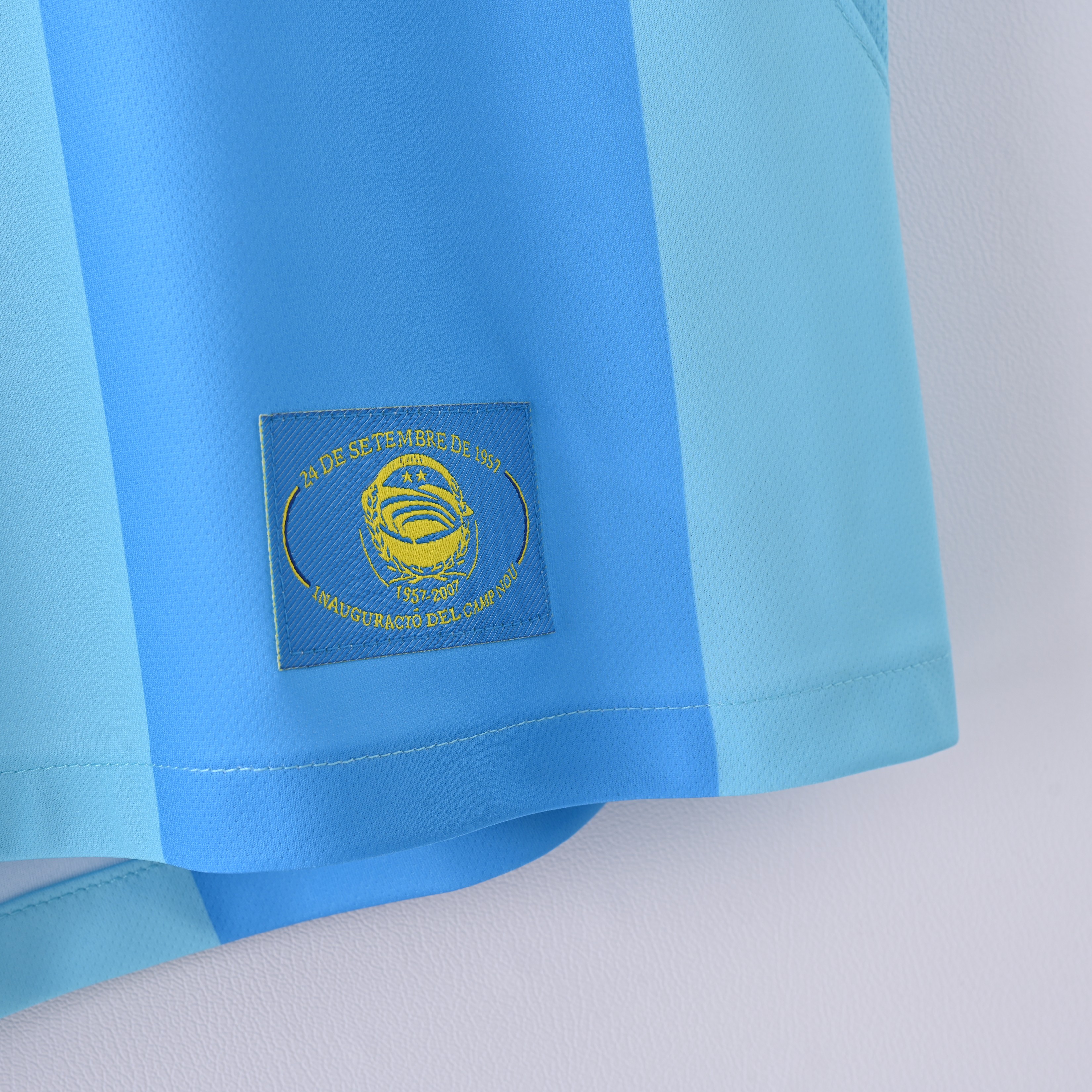 2007/2008 Barcelona Away Retro Football Shirt