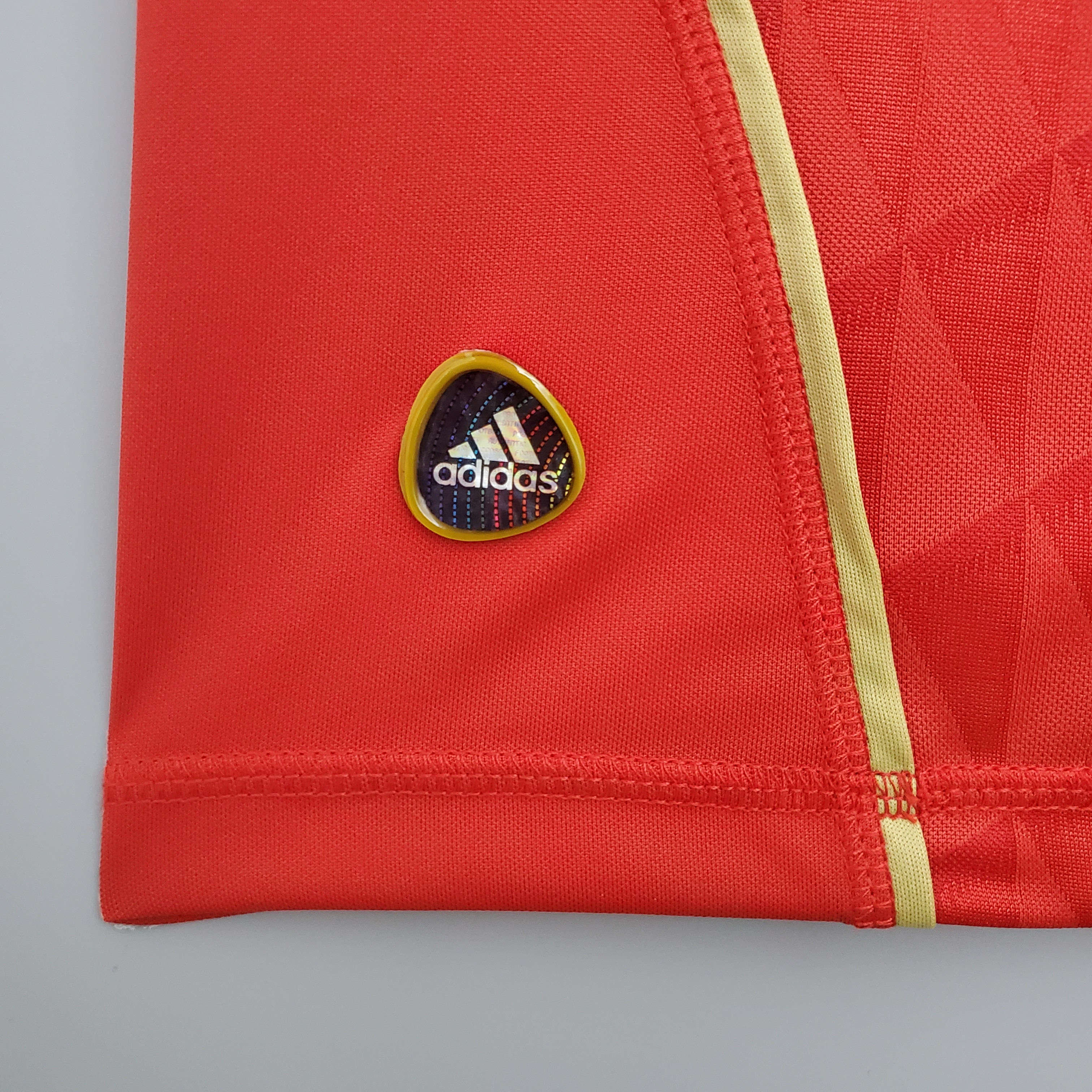 2010/2011 Liverpool Retro Home Football Shirt