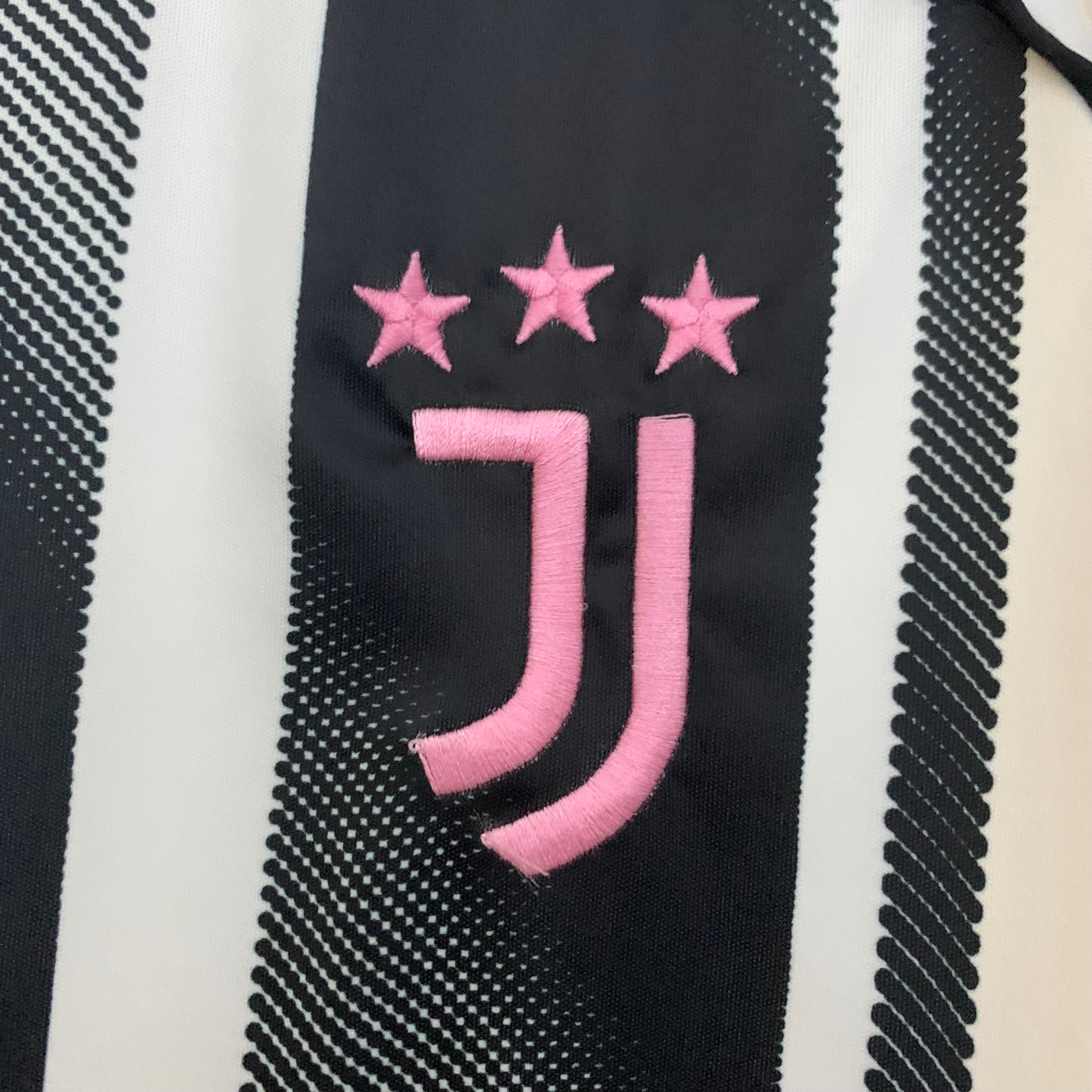2025/2026 Juventus Home Football Shirt (FANS)