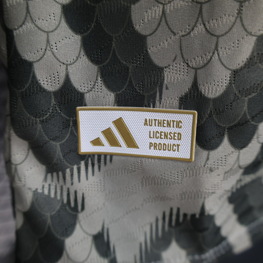 2025/2026 Bayern Munich Special Edition Football Shirt (Player Edition)