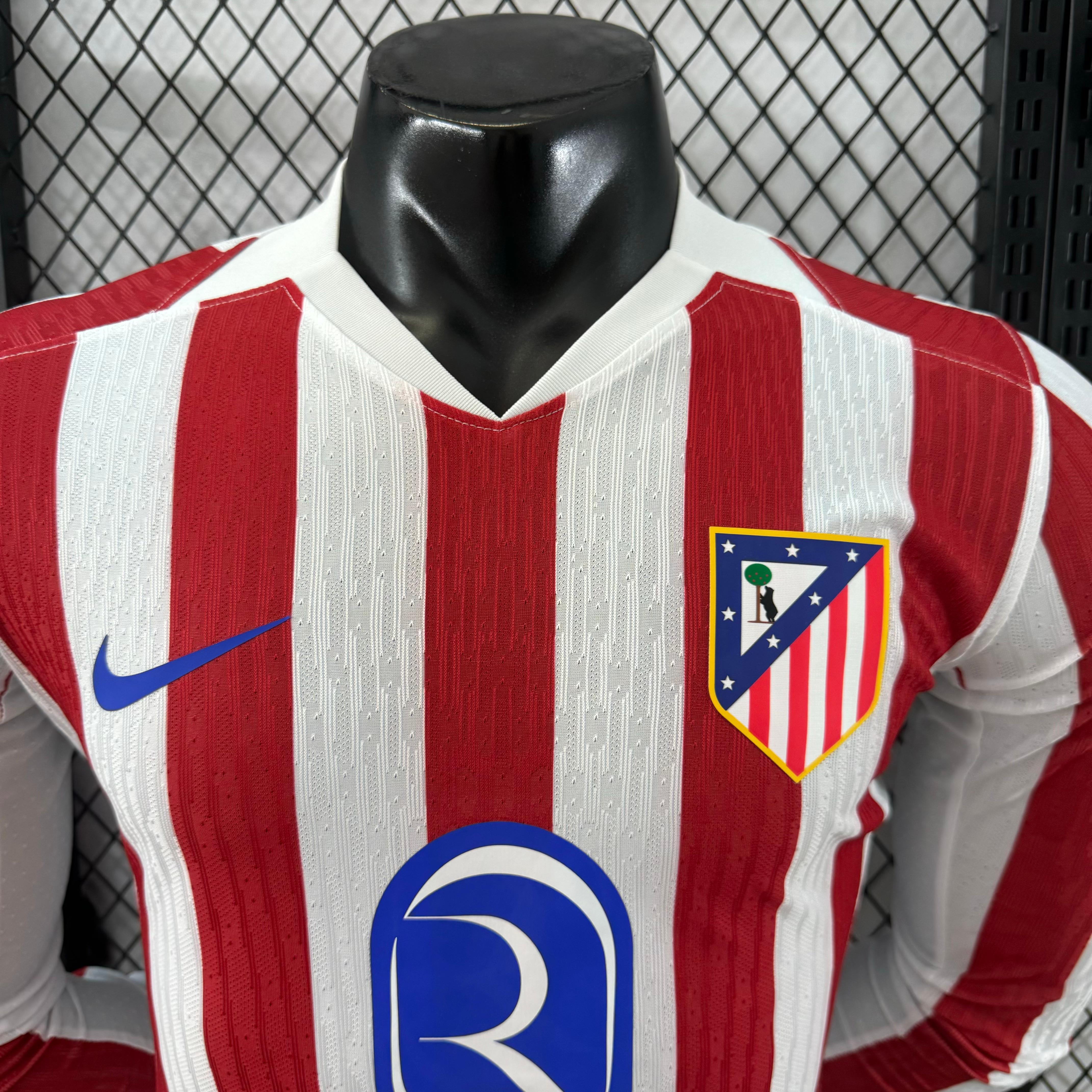2025/2026 Atletico Madrid Home Long Sleeved Football Shirt (Player Edition)