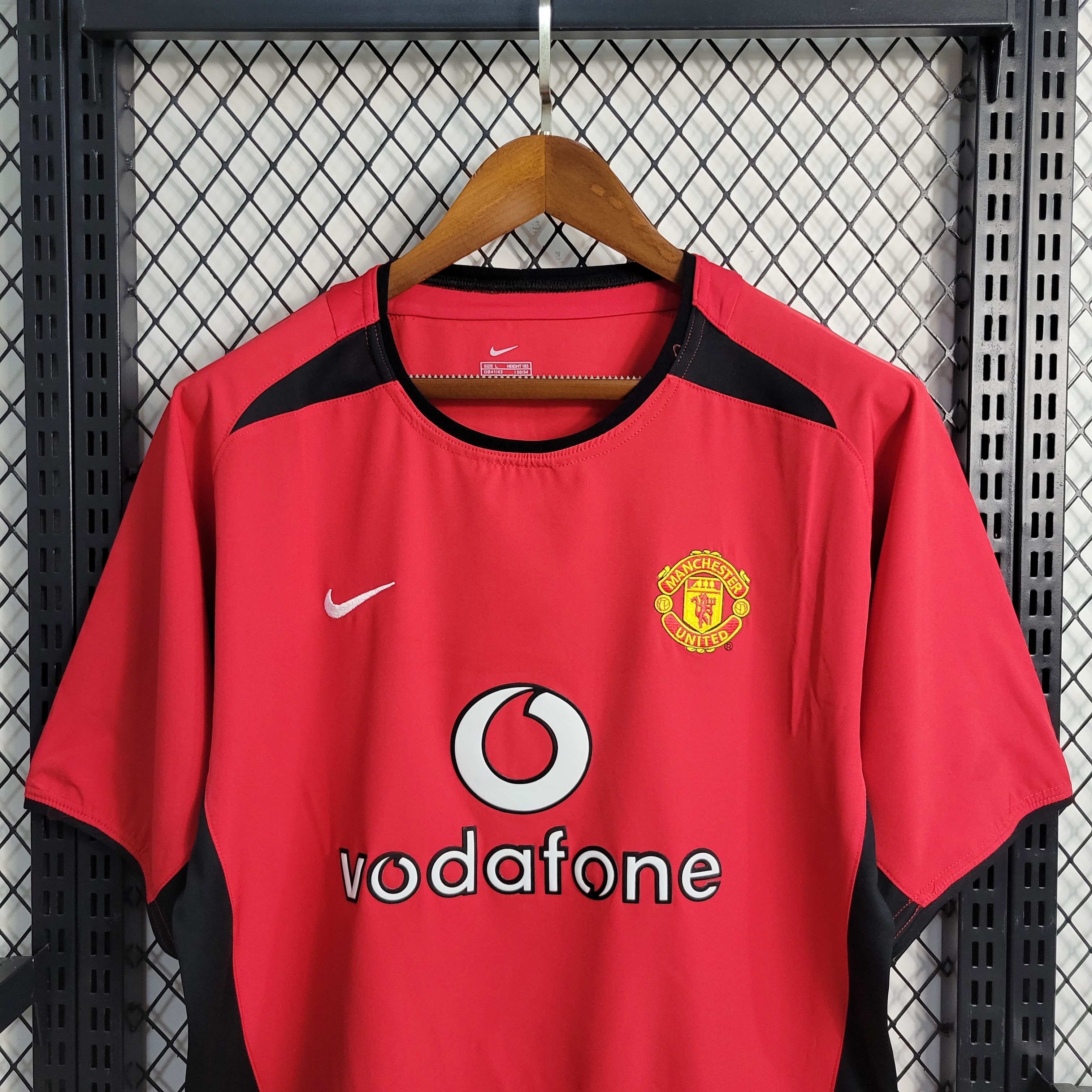 02/04 Manchester United home retro football jersey
