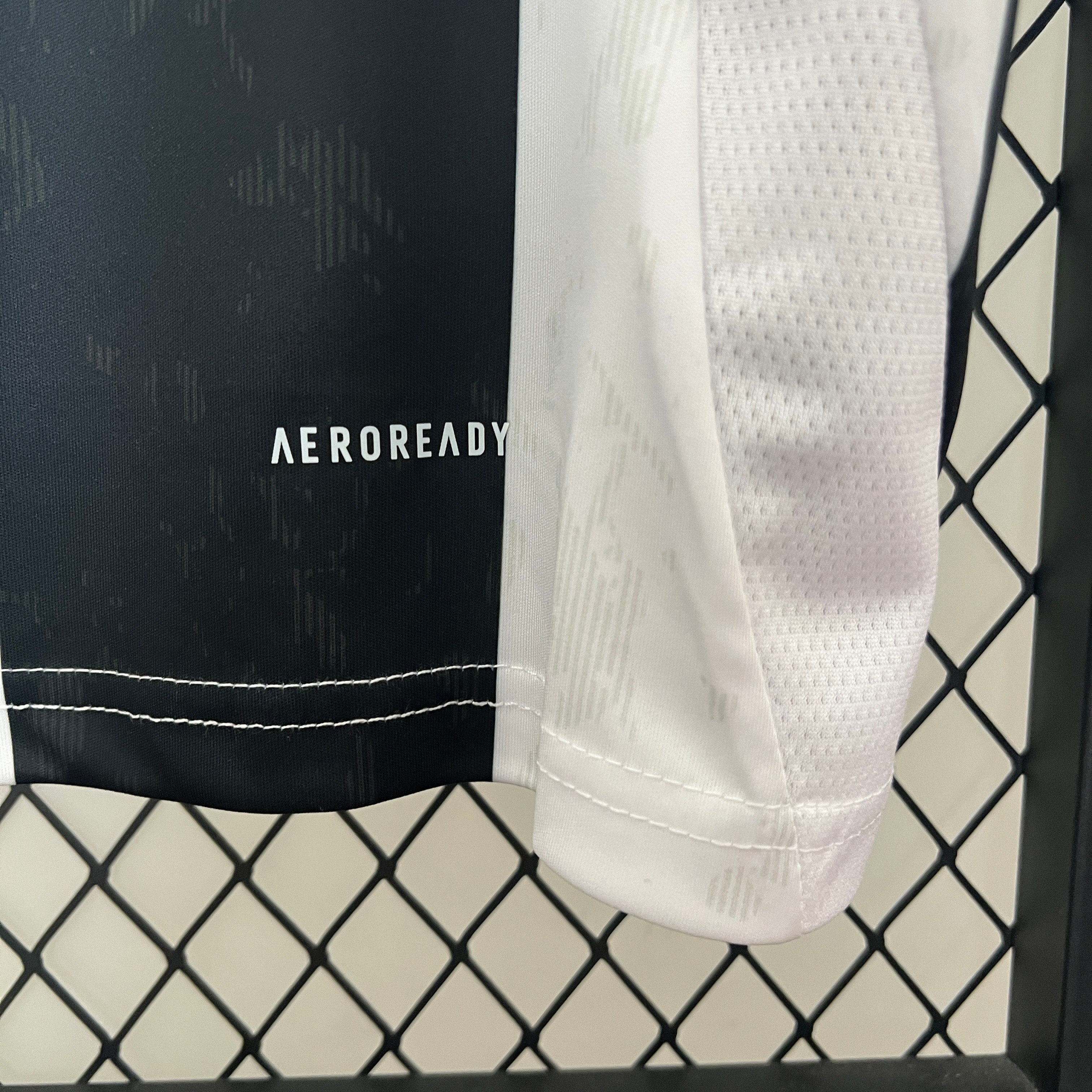 2024/2025 Juventus Home Football Shirt (FANS)