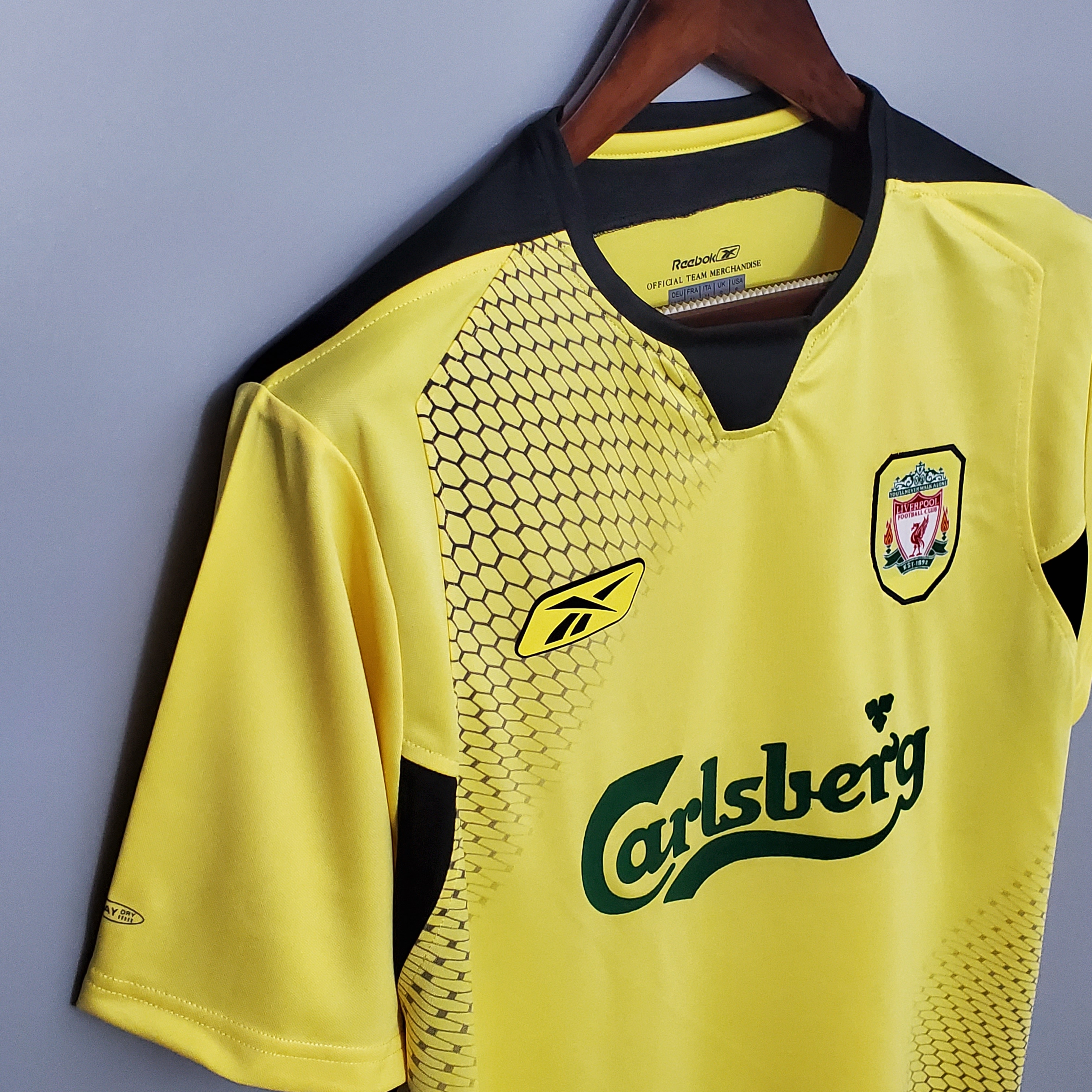 2004/2005 Liverpool Retro Away Football Shirt