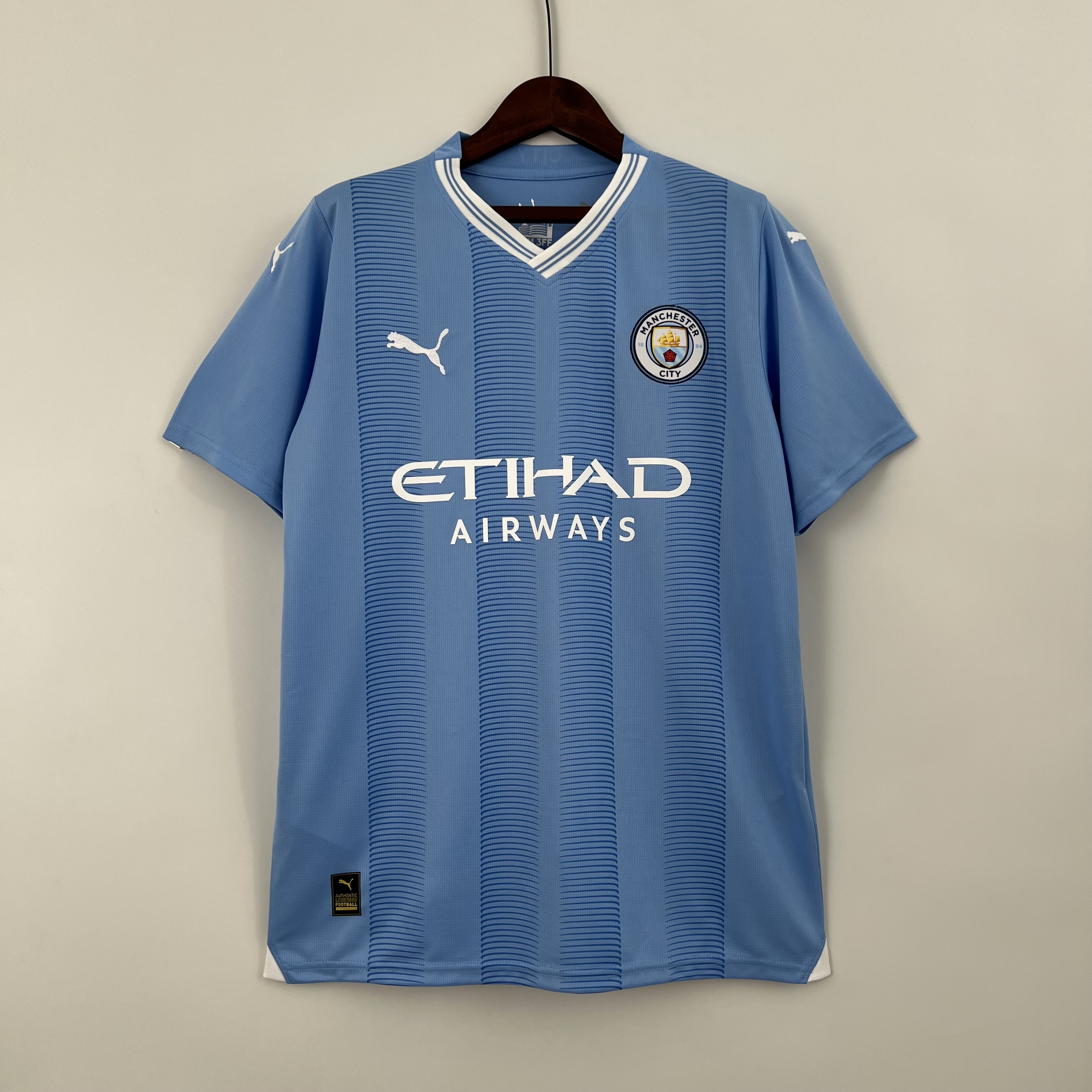 2023/2024 Manchester City Home Football Shirt (Fans)