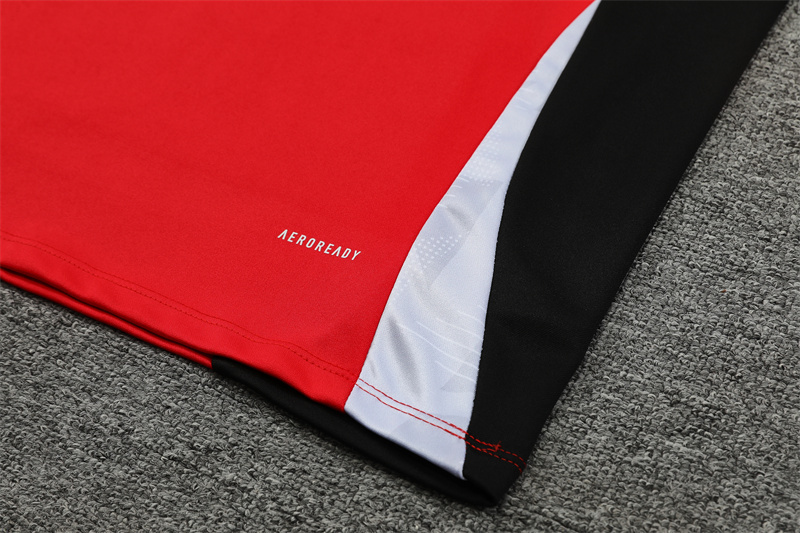 24/25 Manchester United red Half Zip Training Kit (Adult Kids Kit)