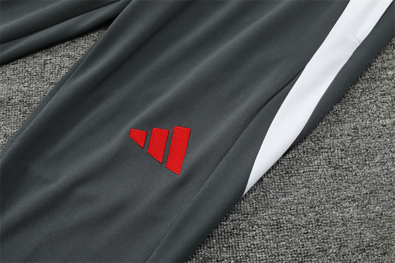 24/25 Manchester United Dark Grey Half Zip Training Kit (Adult Kids Kit)