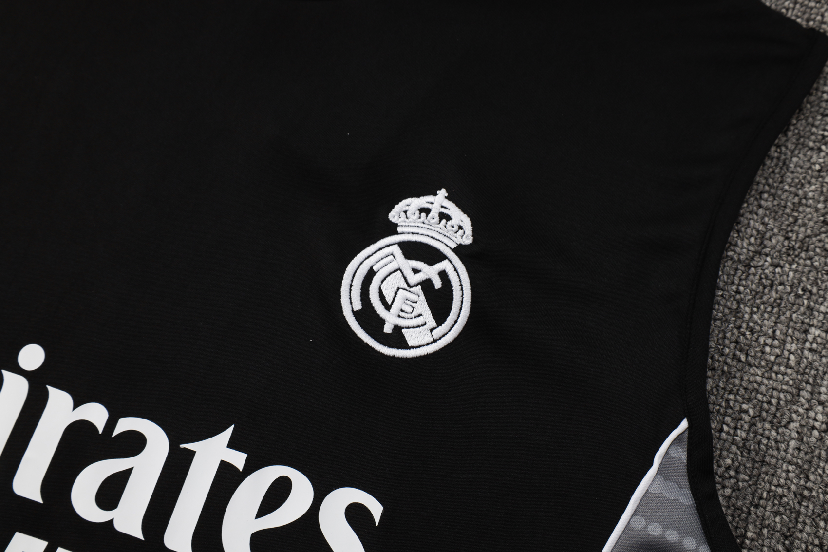 2025/2026 Real Madrid black adult vest training suit (Adult Kit)