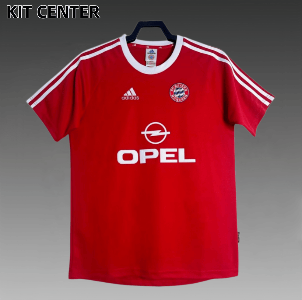 01/02 Bayern Munich Europa League Cup home Retro Football Shirt