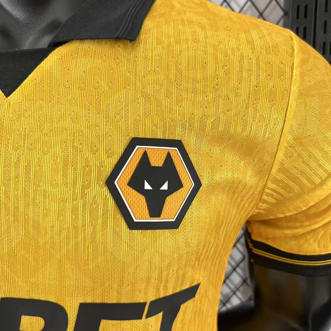 2025/2026 Wolves Home Football Shirt (Player Edition)