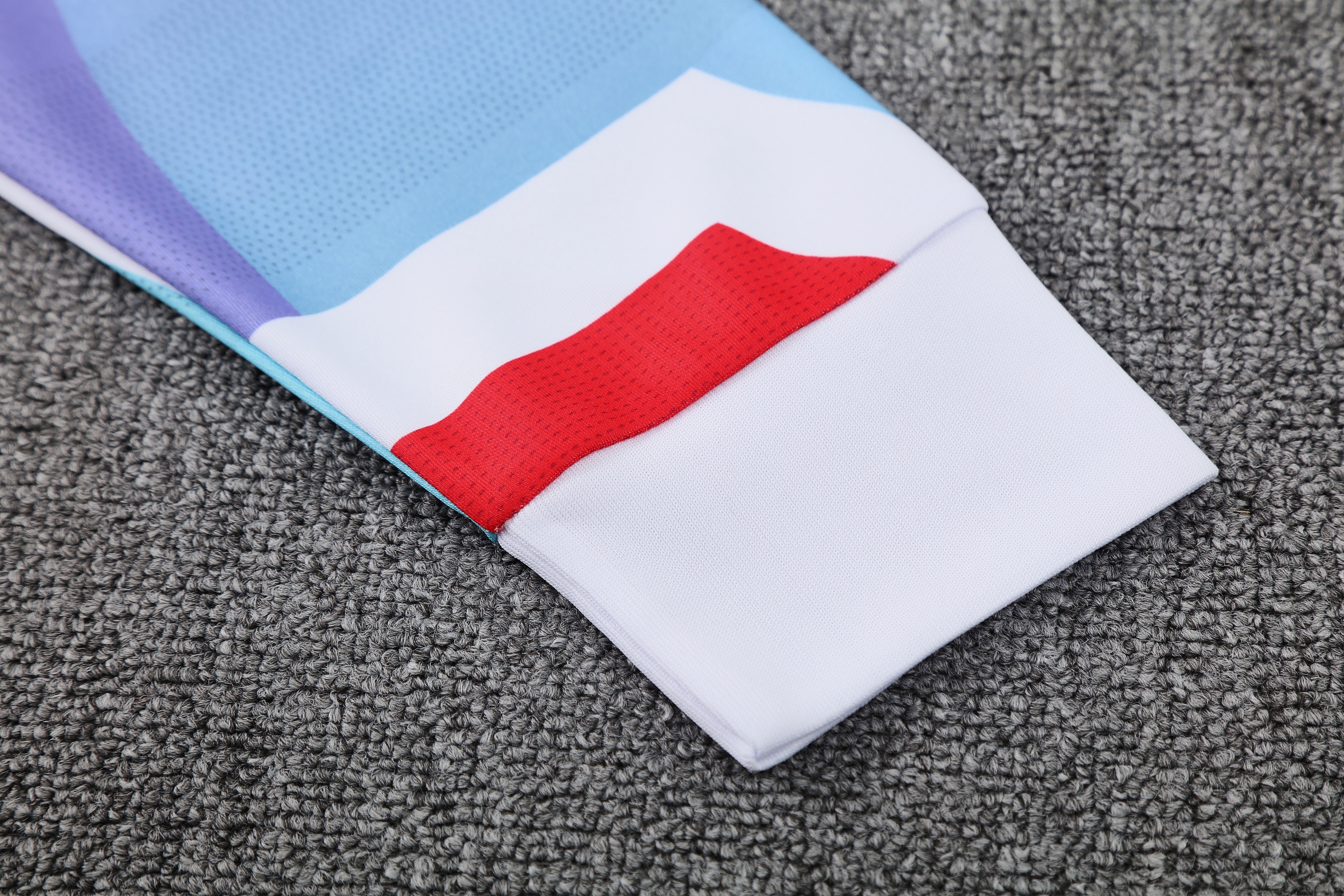 2025/2026 Arsenal Adult Long Sleeve Hood Kit