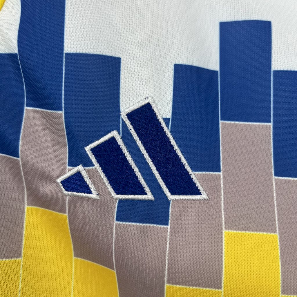 2025/2026 Leeds United Home Special Edition Football Shirt (Fan Edition)