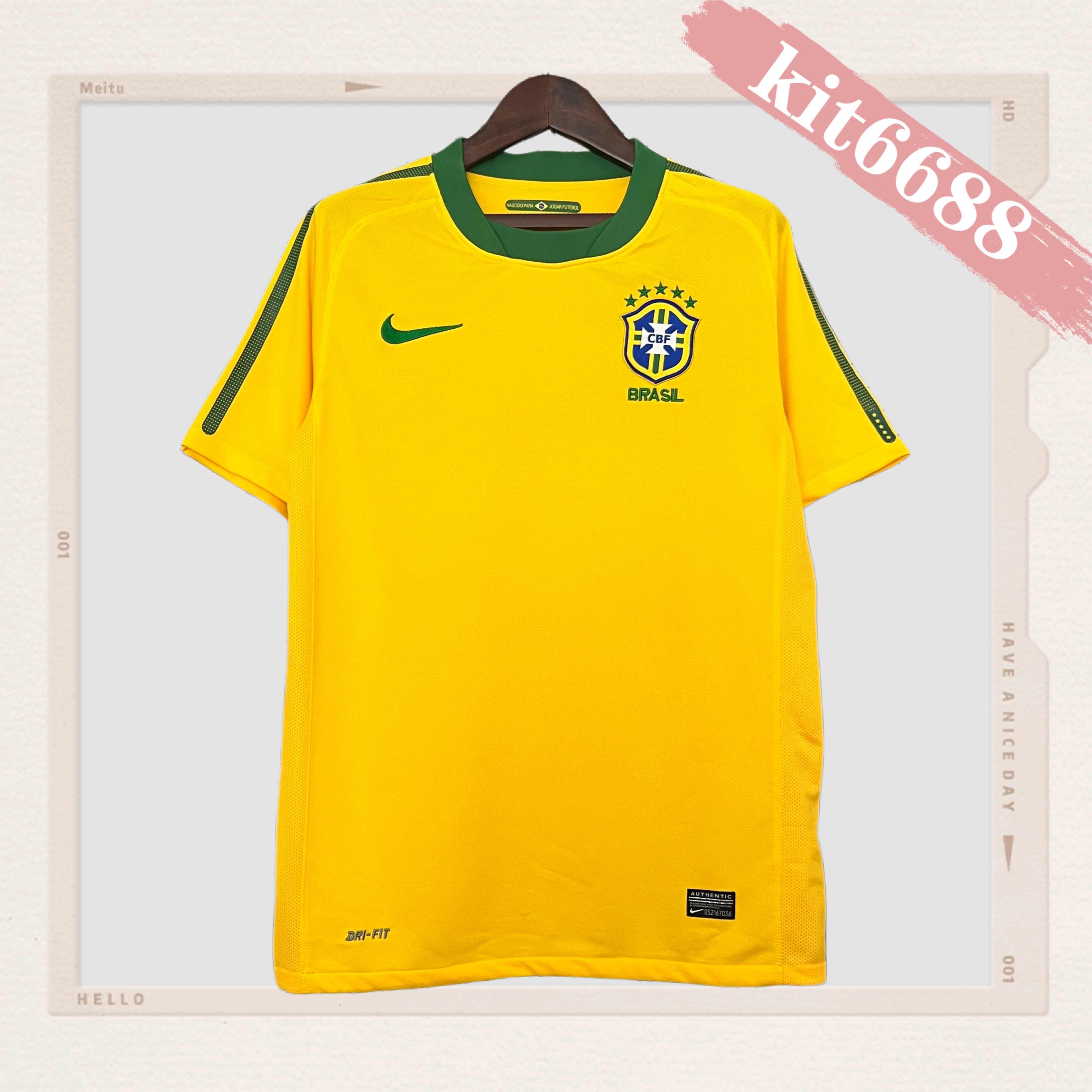 2010 Brazil home Retro Football Shirt