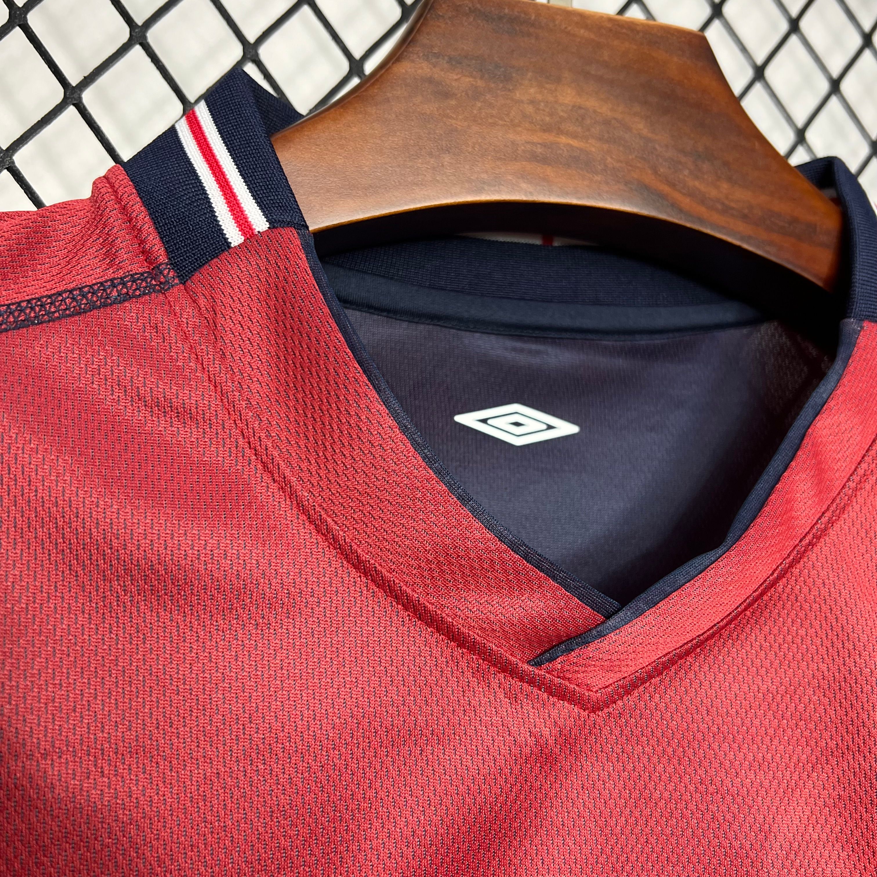 2002  England Away  Retro Football Soccer jerseys