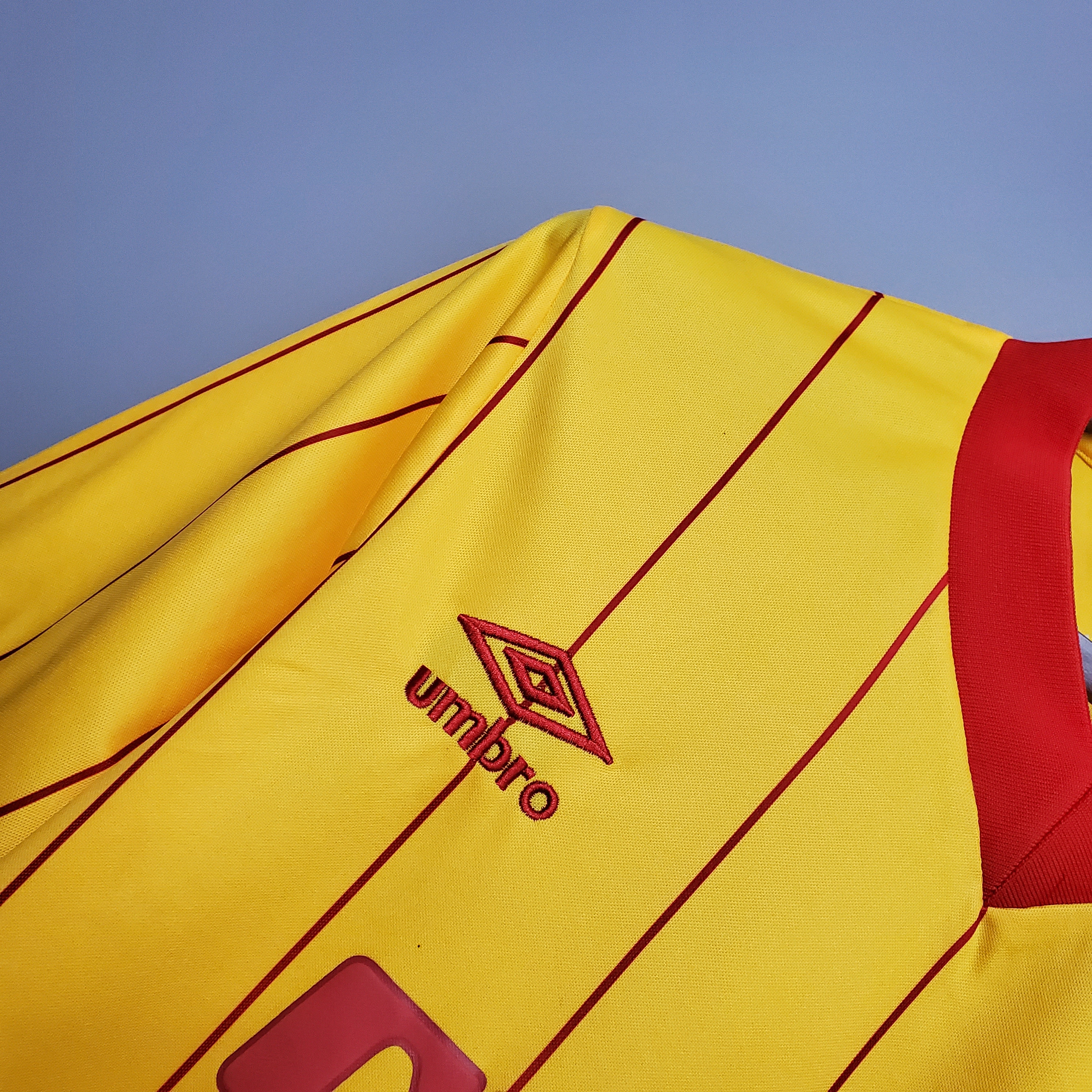 1984 Liverpool Retro Away Football Shirt