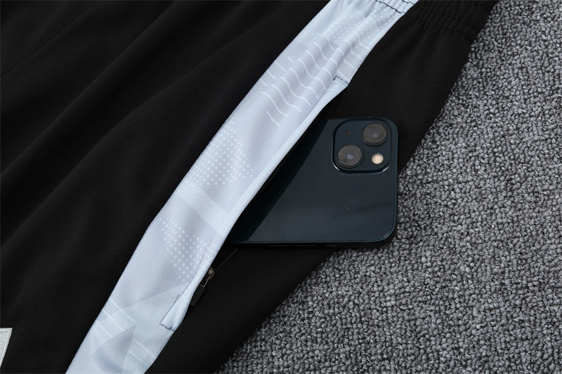 2024/2025 Real Madrid yellow and white adult half-zip training suit (Adult Kit)