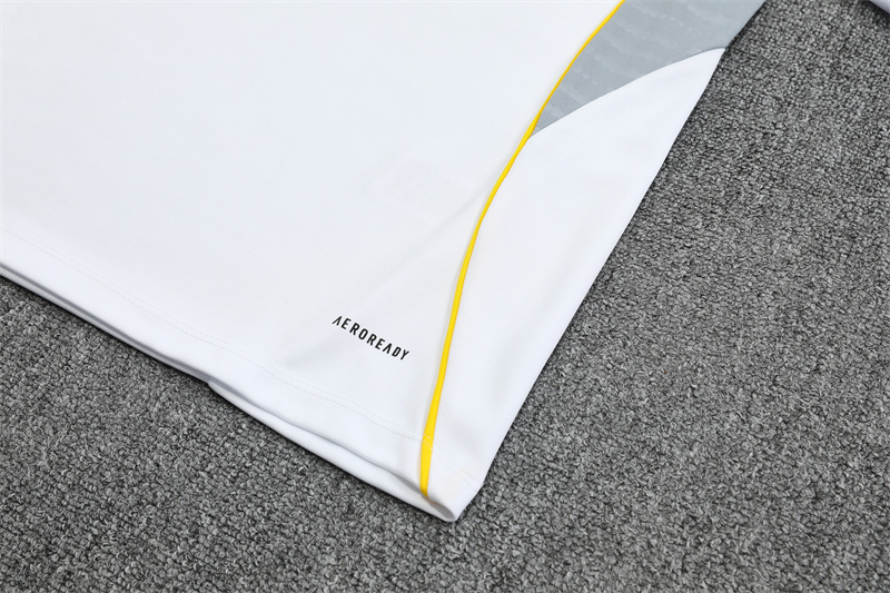 25/26 Real Madrid white Half Zip Training Kit (Adult Kids Kit)