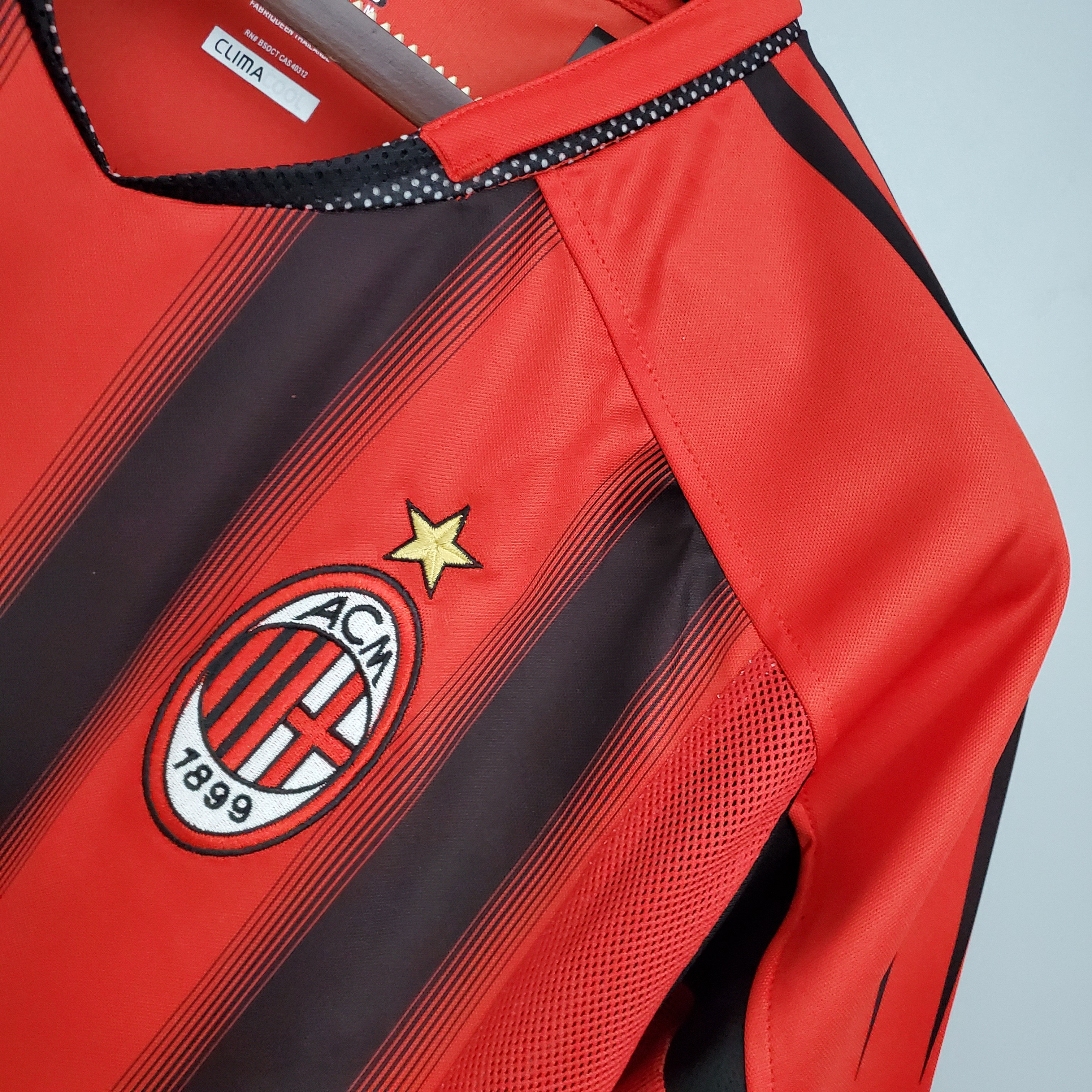 2004/2005 AC Milan Home Retro Football Shirt