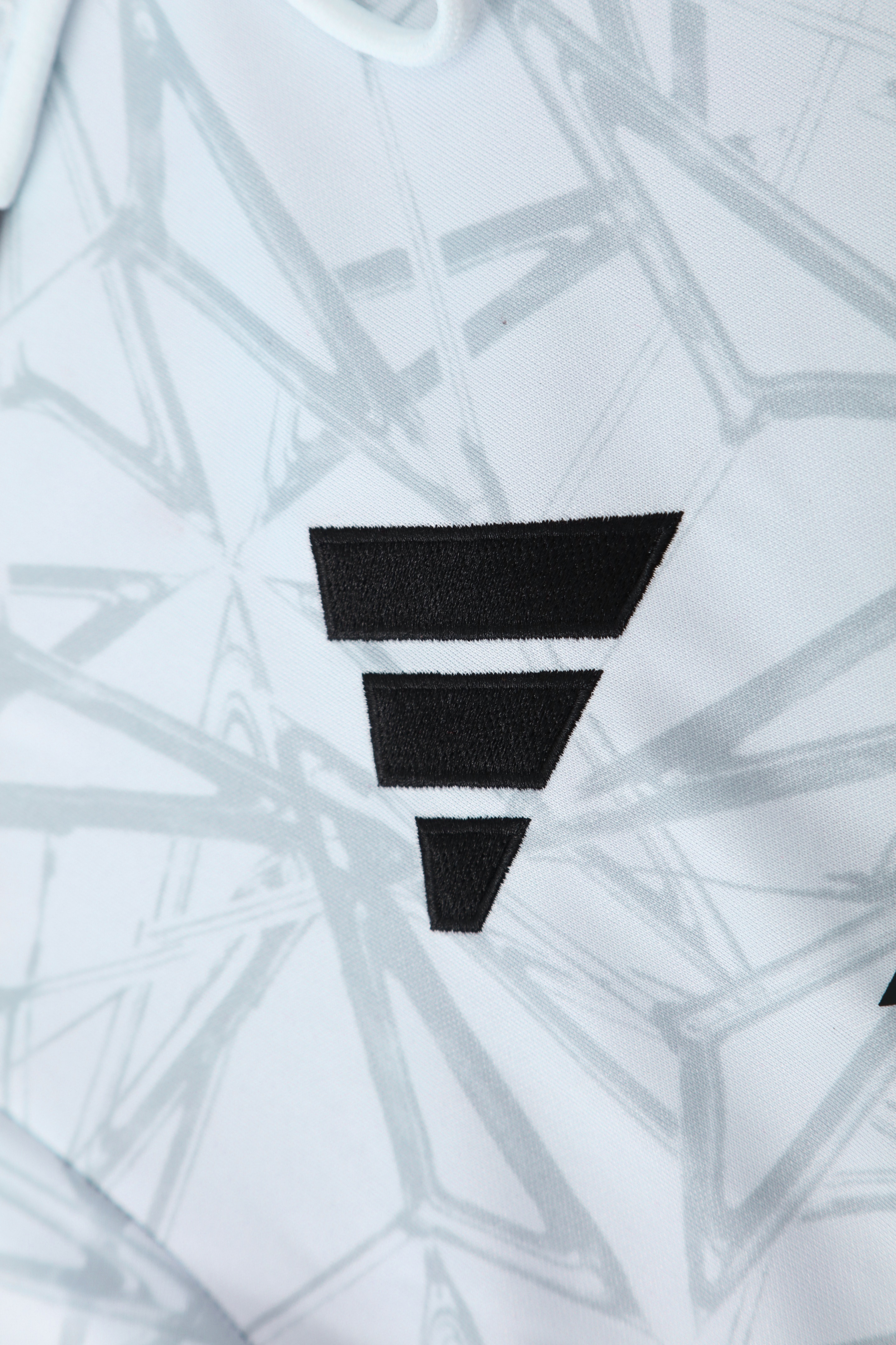 2025/2026 Real Madrid Adult Long Sleeve Hood Kit