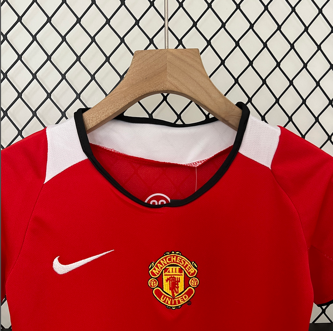 05/06 Manchester United home ground Retro Football Soccer Kids Kit