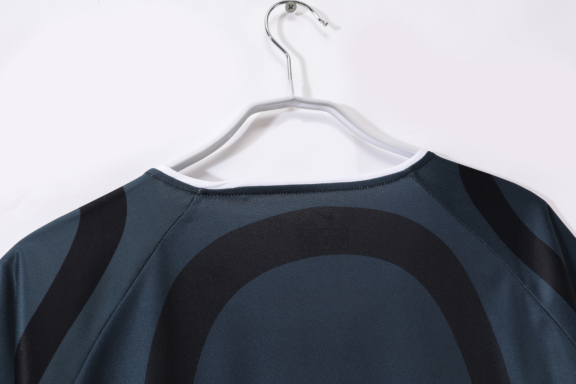 2001/2002 Paris Saint-Germain Second Away Retro Football Shirt