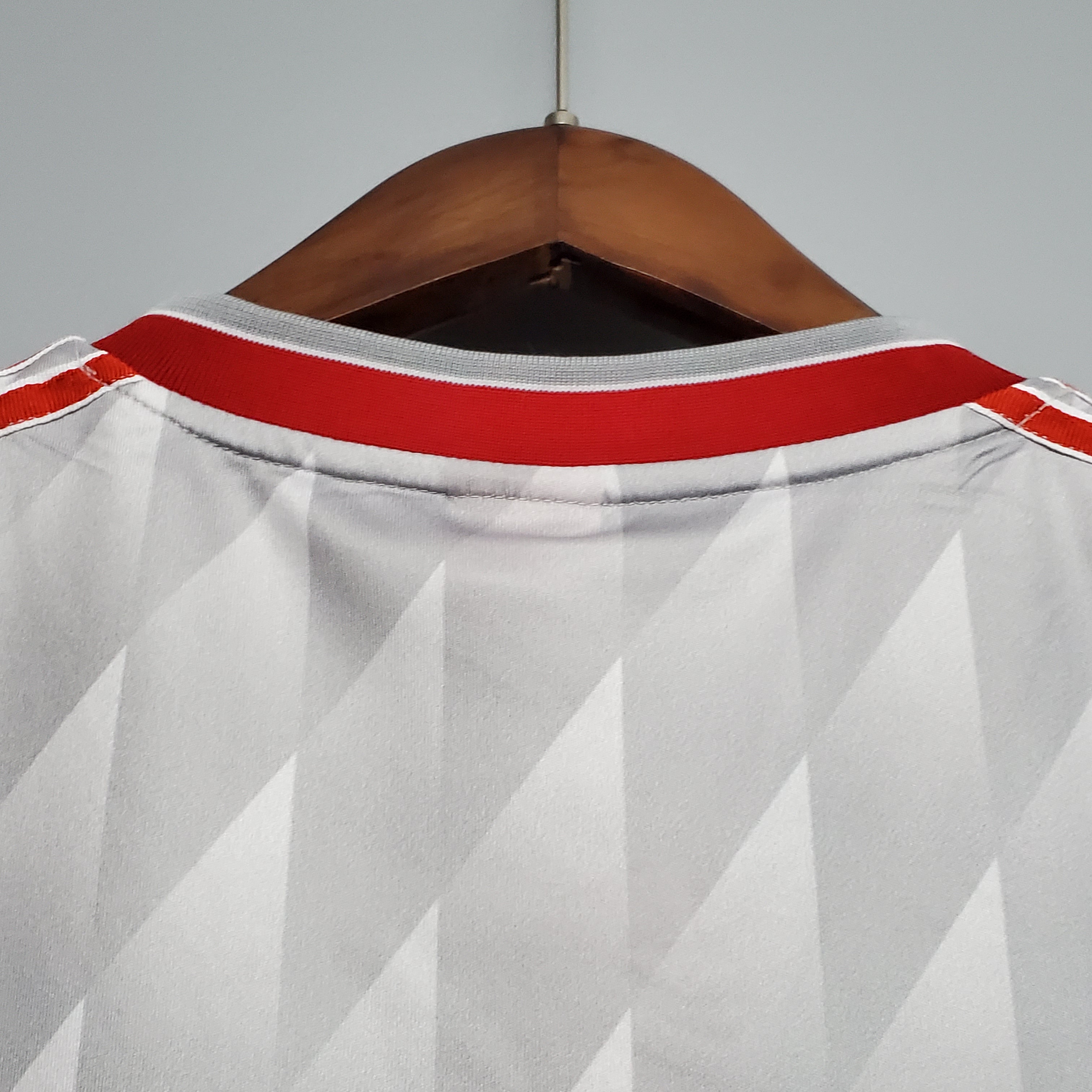 1989/1991 Liverpool Retro Away Football Shirt