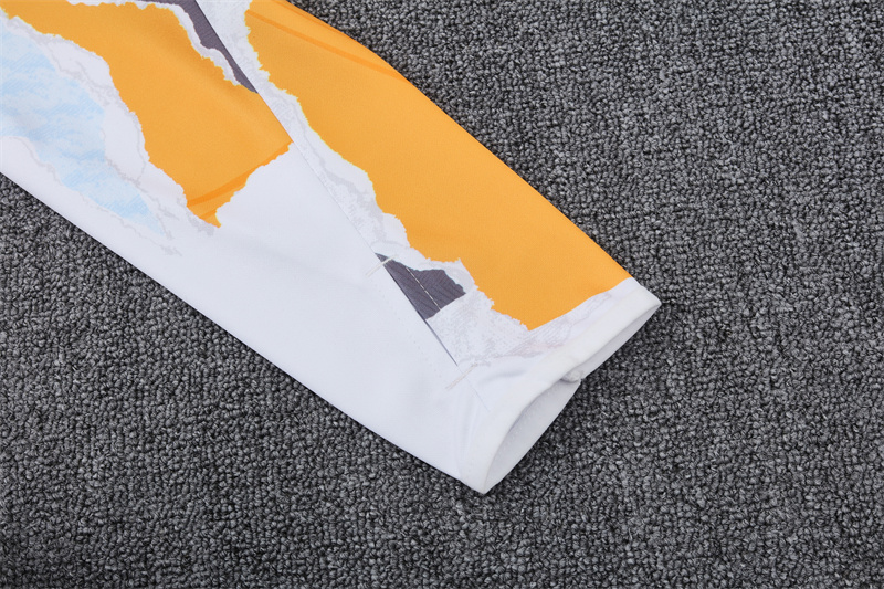 2024/2025 Real Madrid yellow and white adult half-zip training suit (Adult Kit)