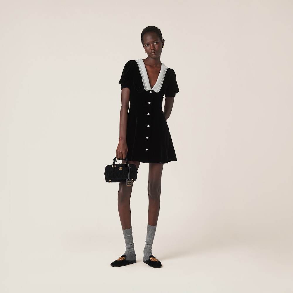 Arcadie Matelassé velvet bag