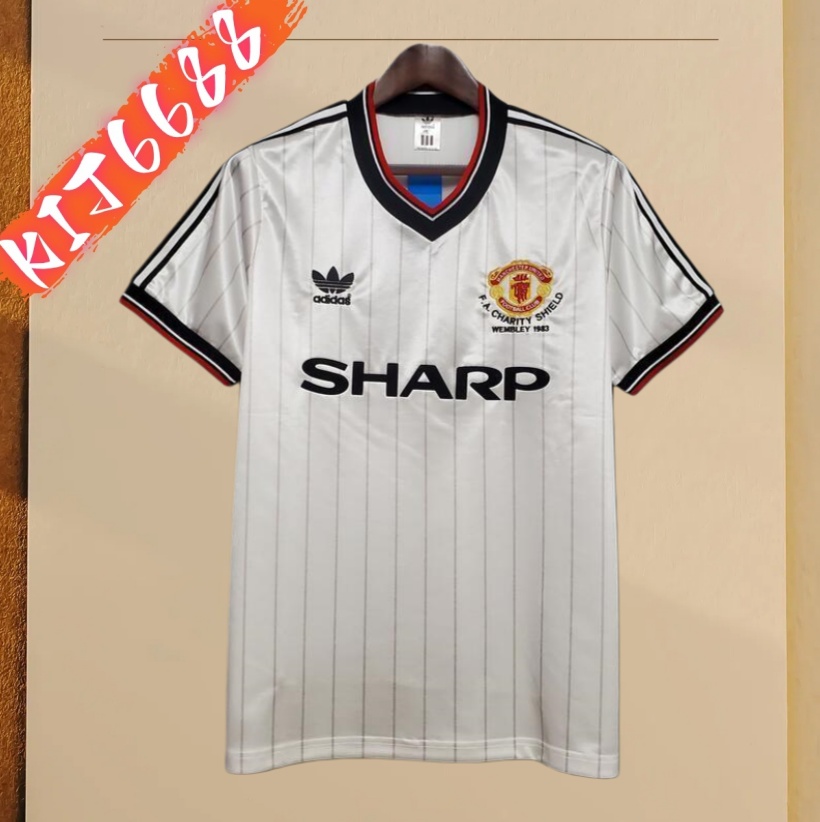 1983 Manchester United Away retro football jersey