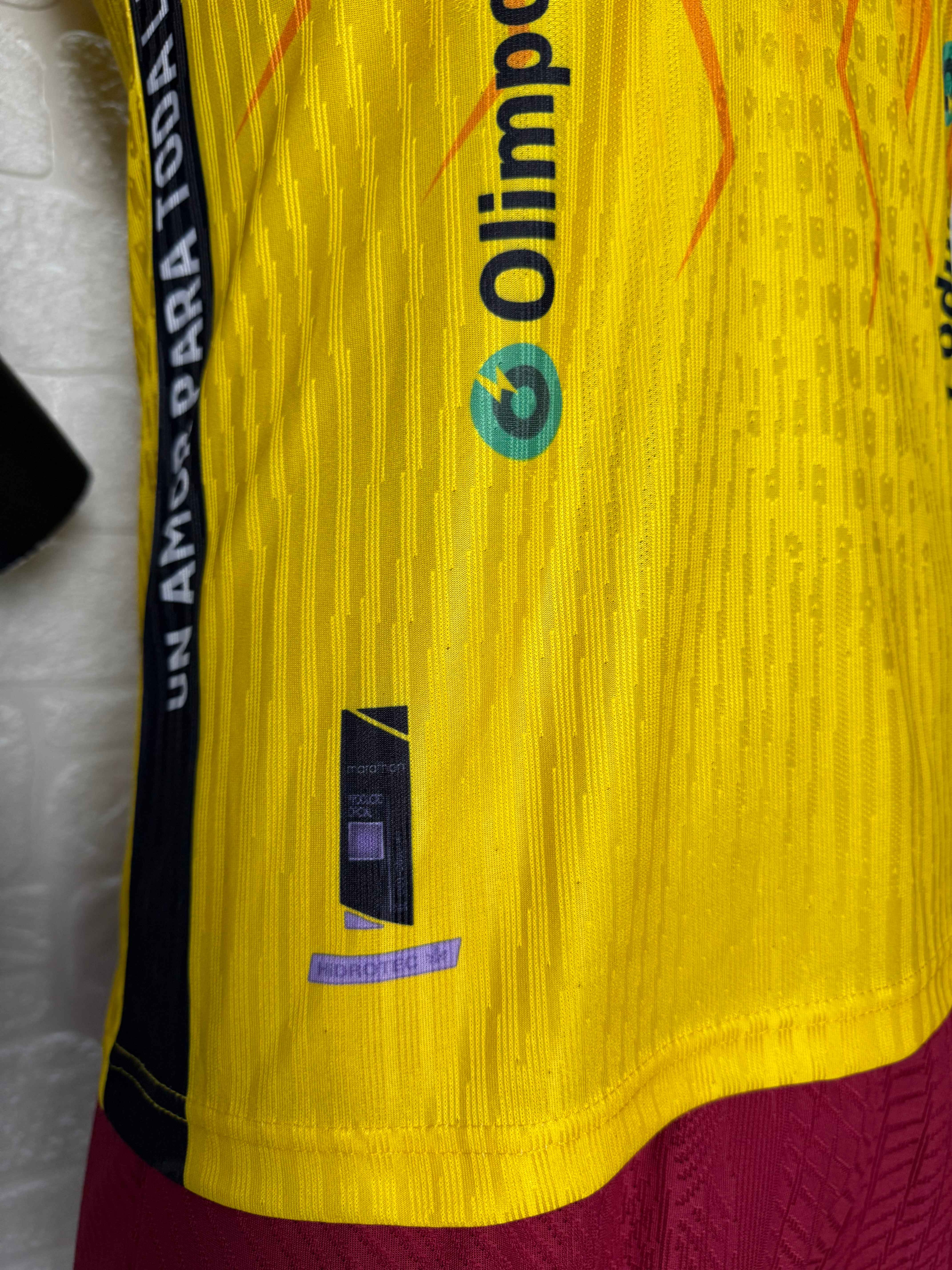 2025/2026 Barcelona 100th Anniversary Football Jersey (Player Edition)