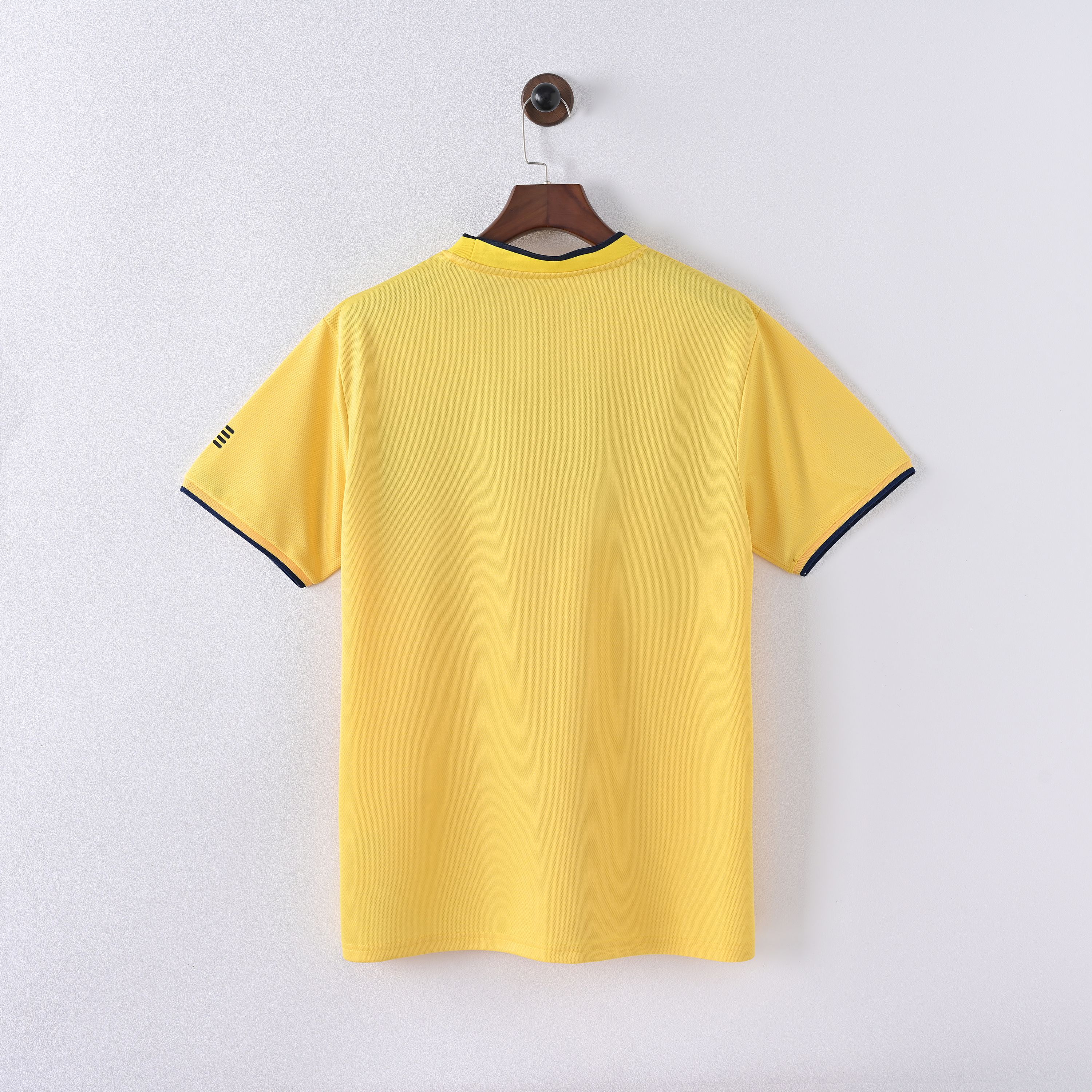 2002 Scotland away football shirt（Retro）