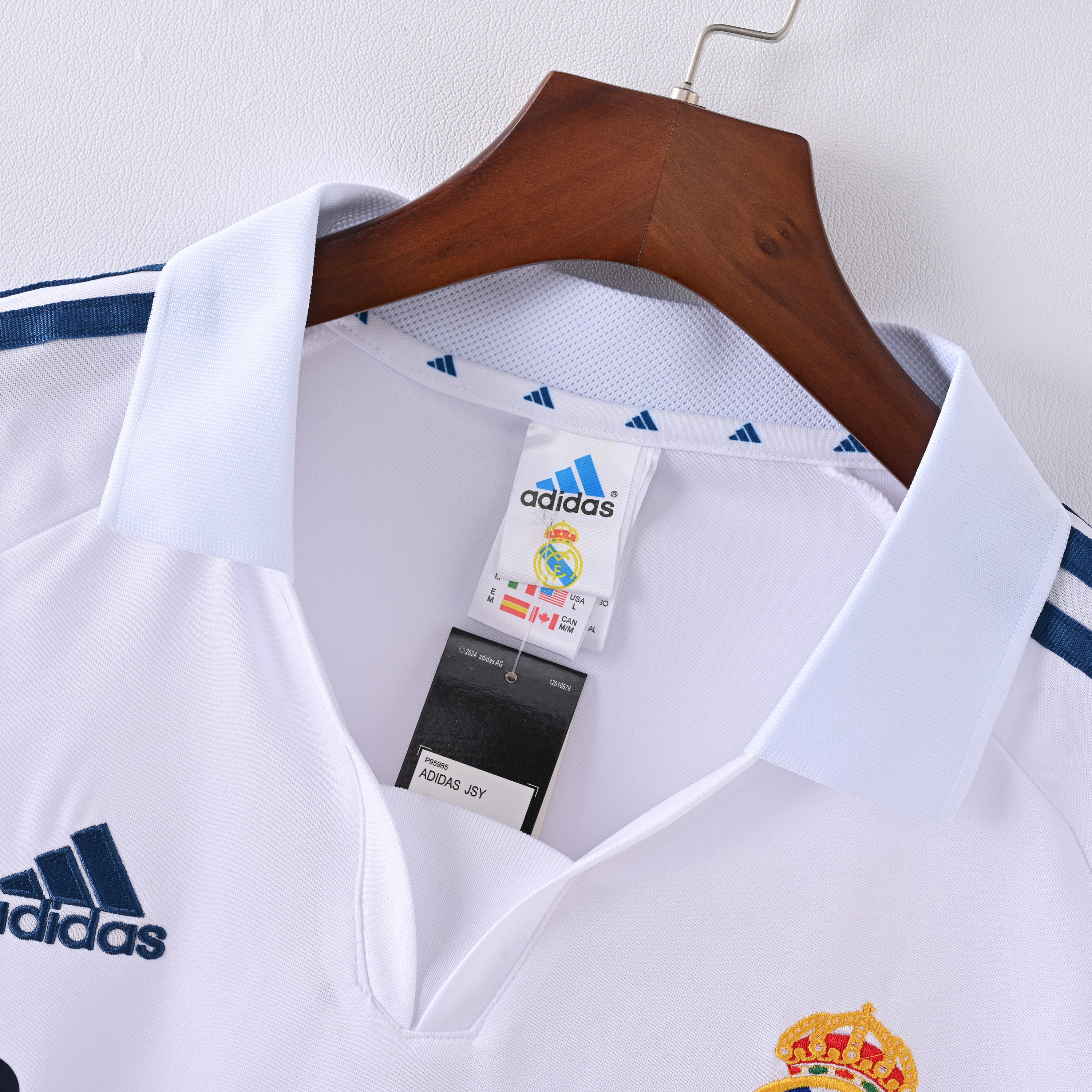 2001/2002 Real Madrid Home Retro Football Shirt