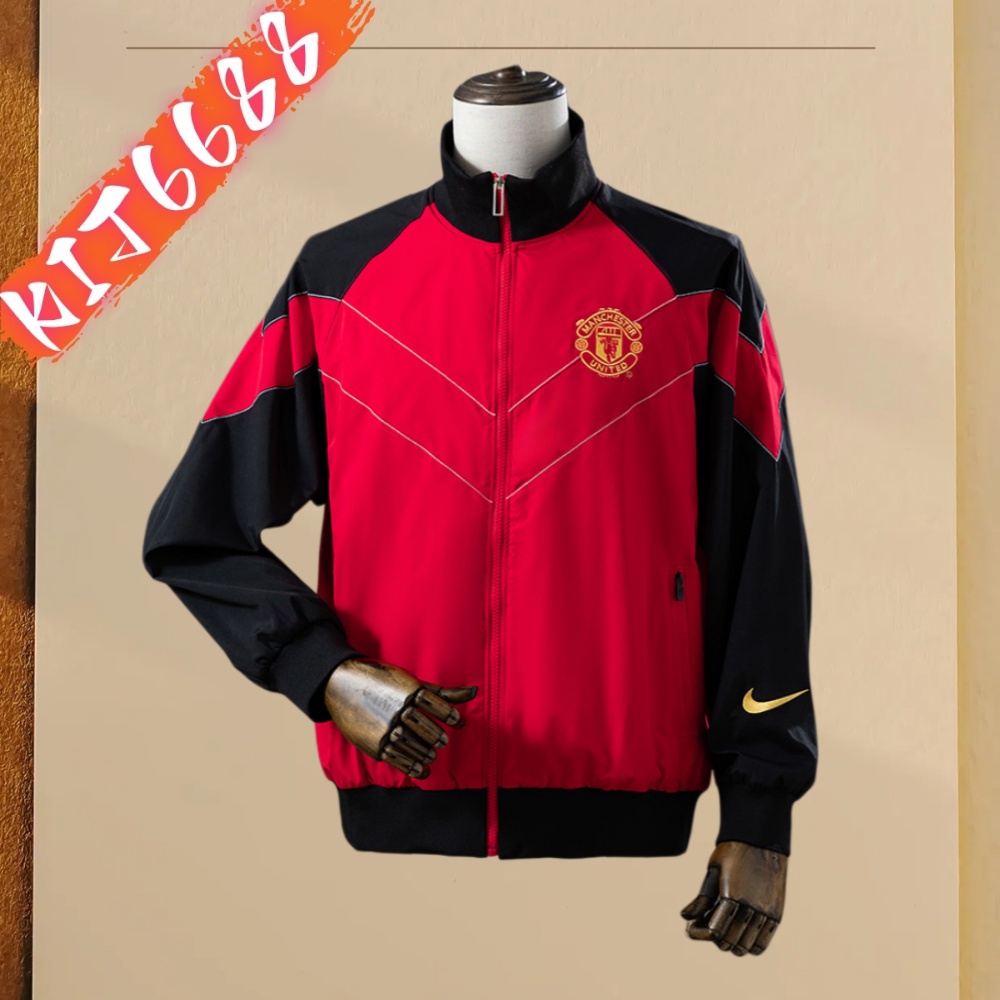 06/07 Manchester United Retro Windbreaker - Black & Red