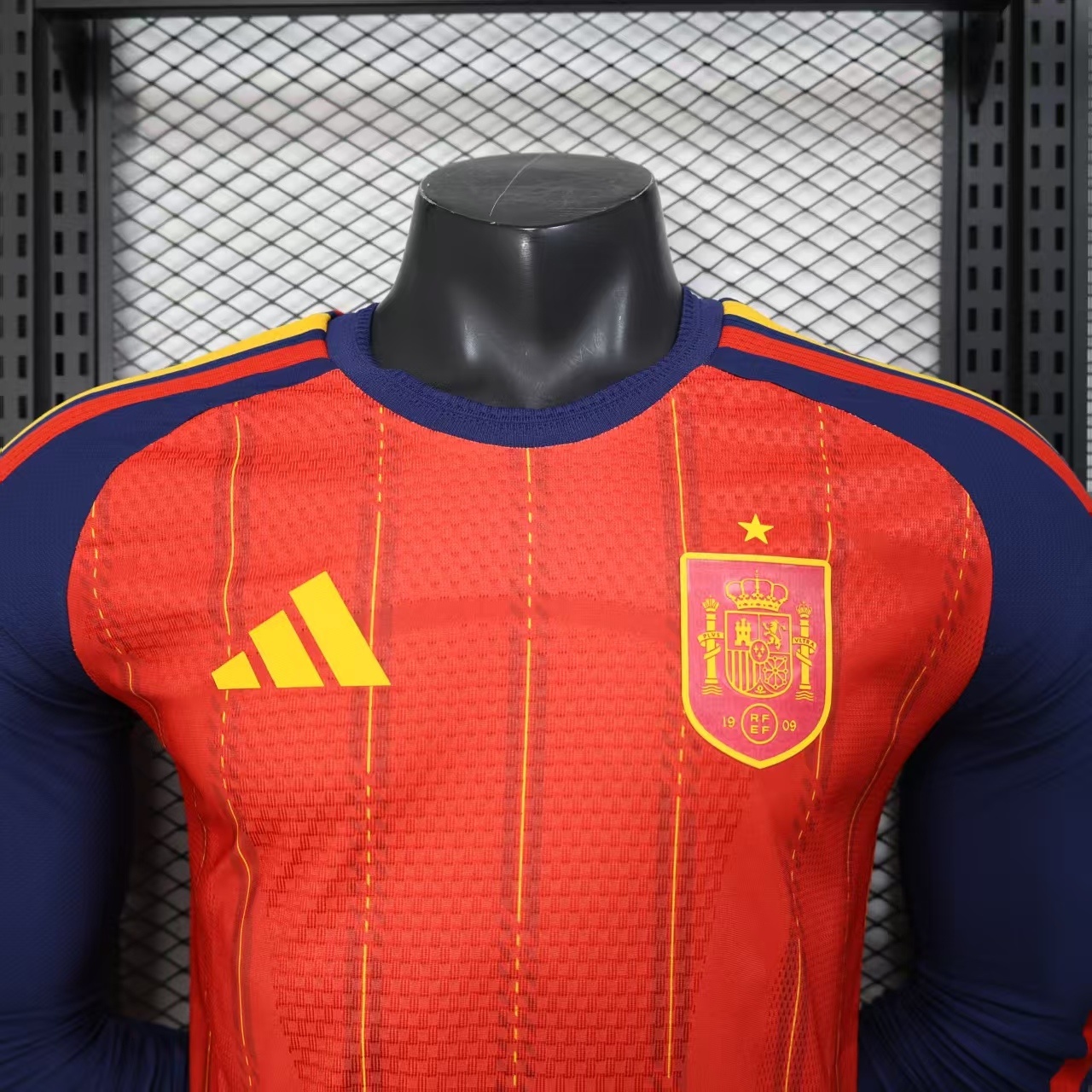 2026 Spain Home long Football Shirt (Player Edition)