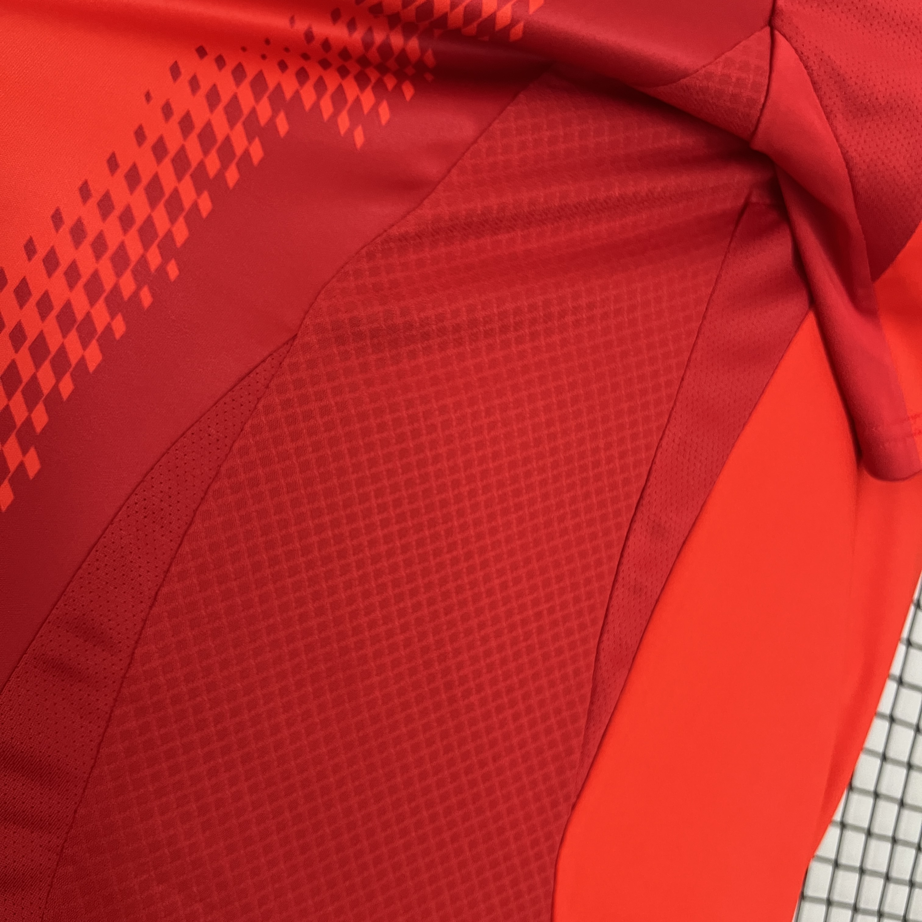 2024/2025 Bayern Munich Home Football Shirt (Fan Edition)