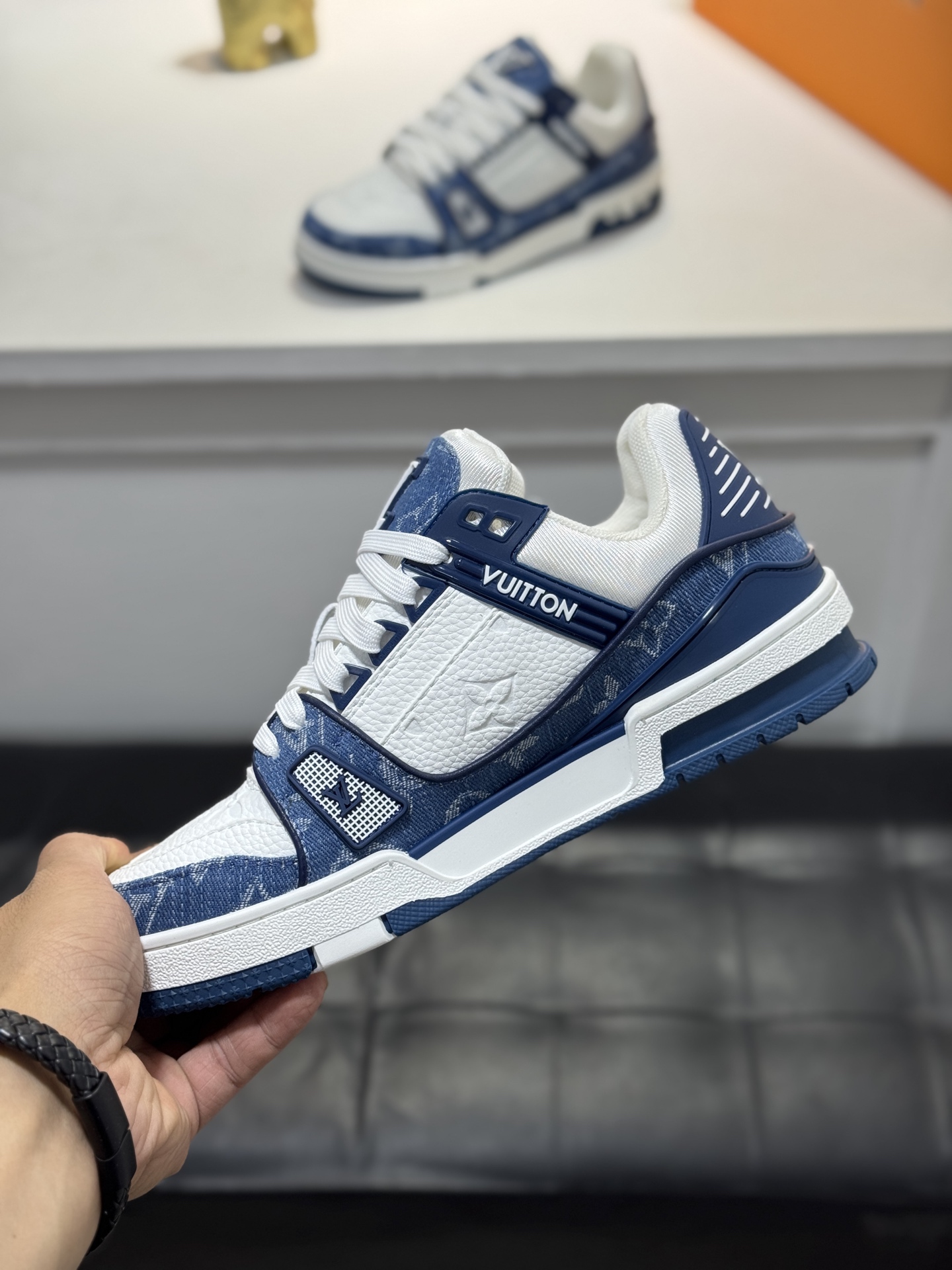 LV Louis vuitton Trainer Sneaker Low Virgil Abloh Monogram