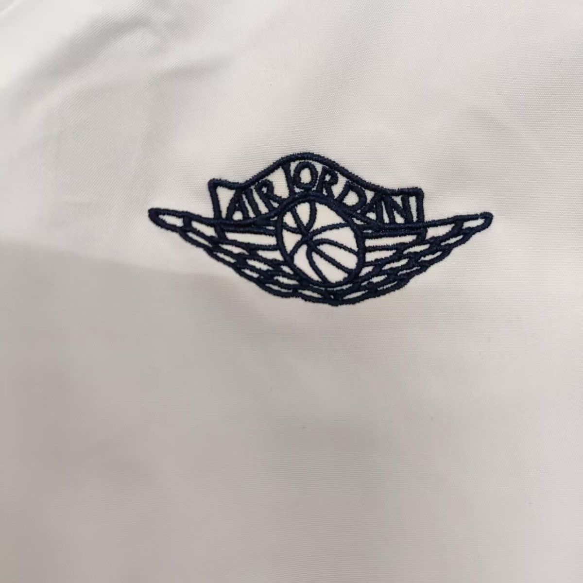 2025/2026 Paris Saint-Germain Long Zip Windbreaker (Jacket)