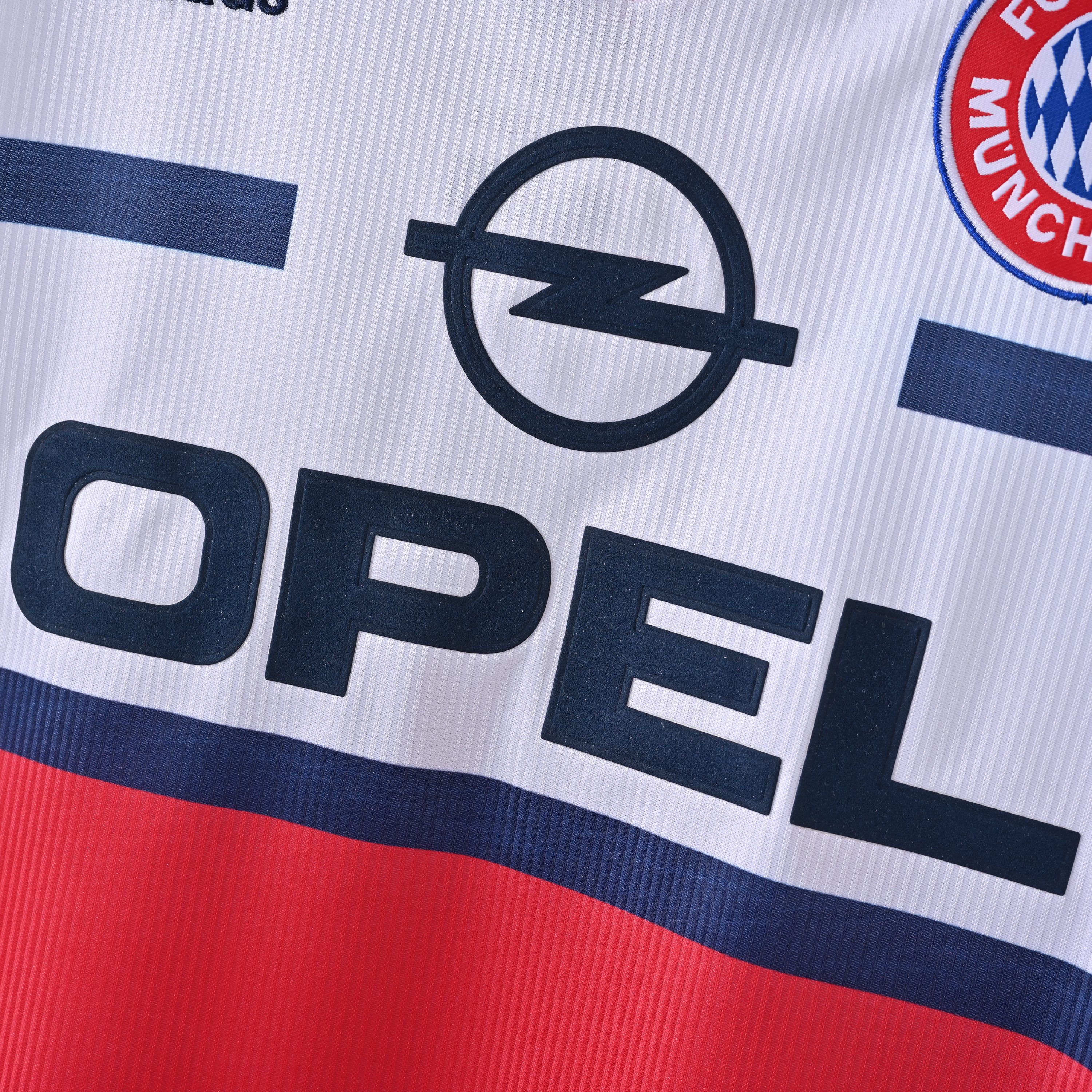 1998/2000 Bayern Munich Away Retro Football Shirt