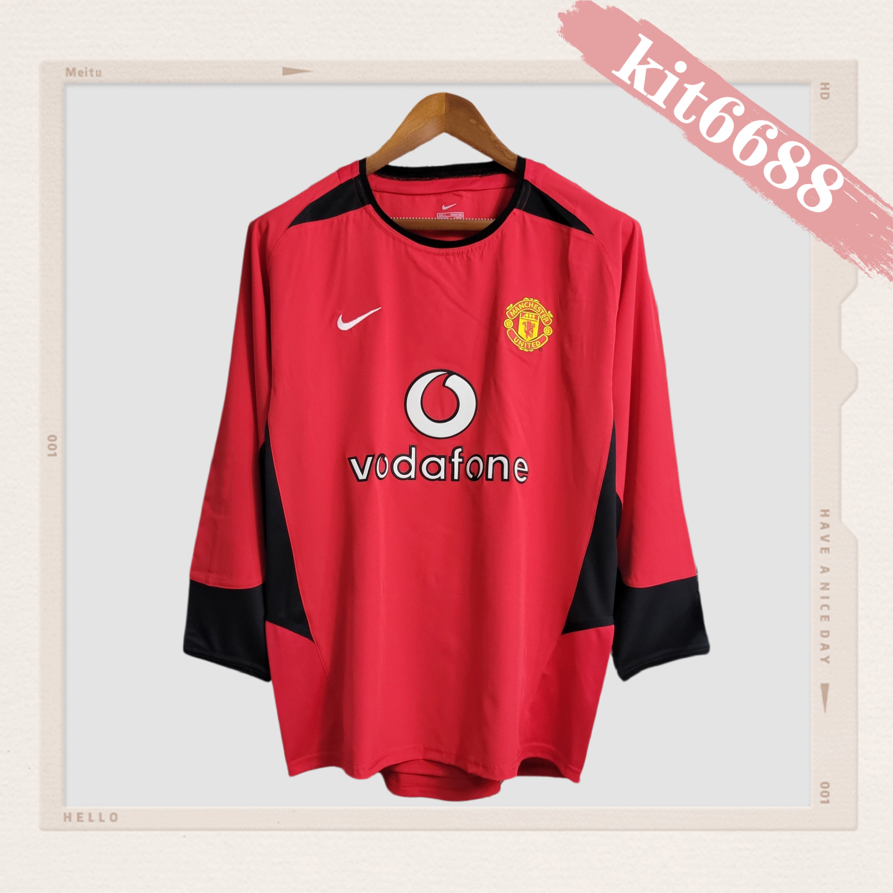 02/04 Manchester United home long sleeved retro football jersey