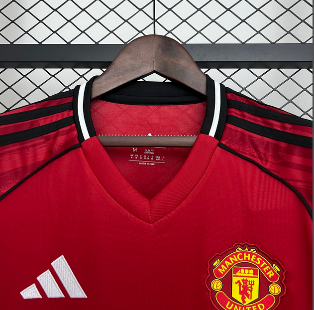 2026 Manchester United home Football Shirt (Fans Edition)
