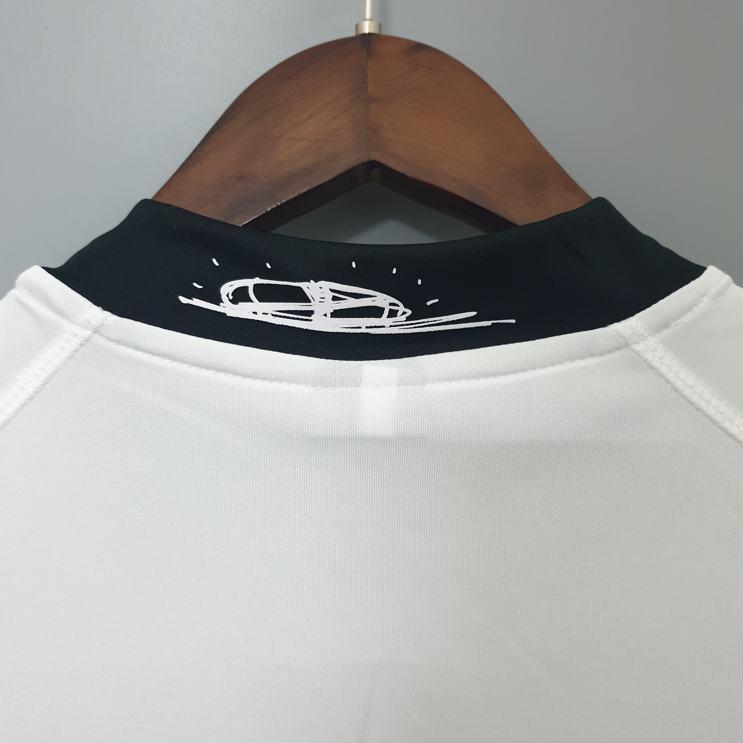 2009/2010 Valencia Home Retro Football Shirt