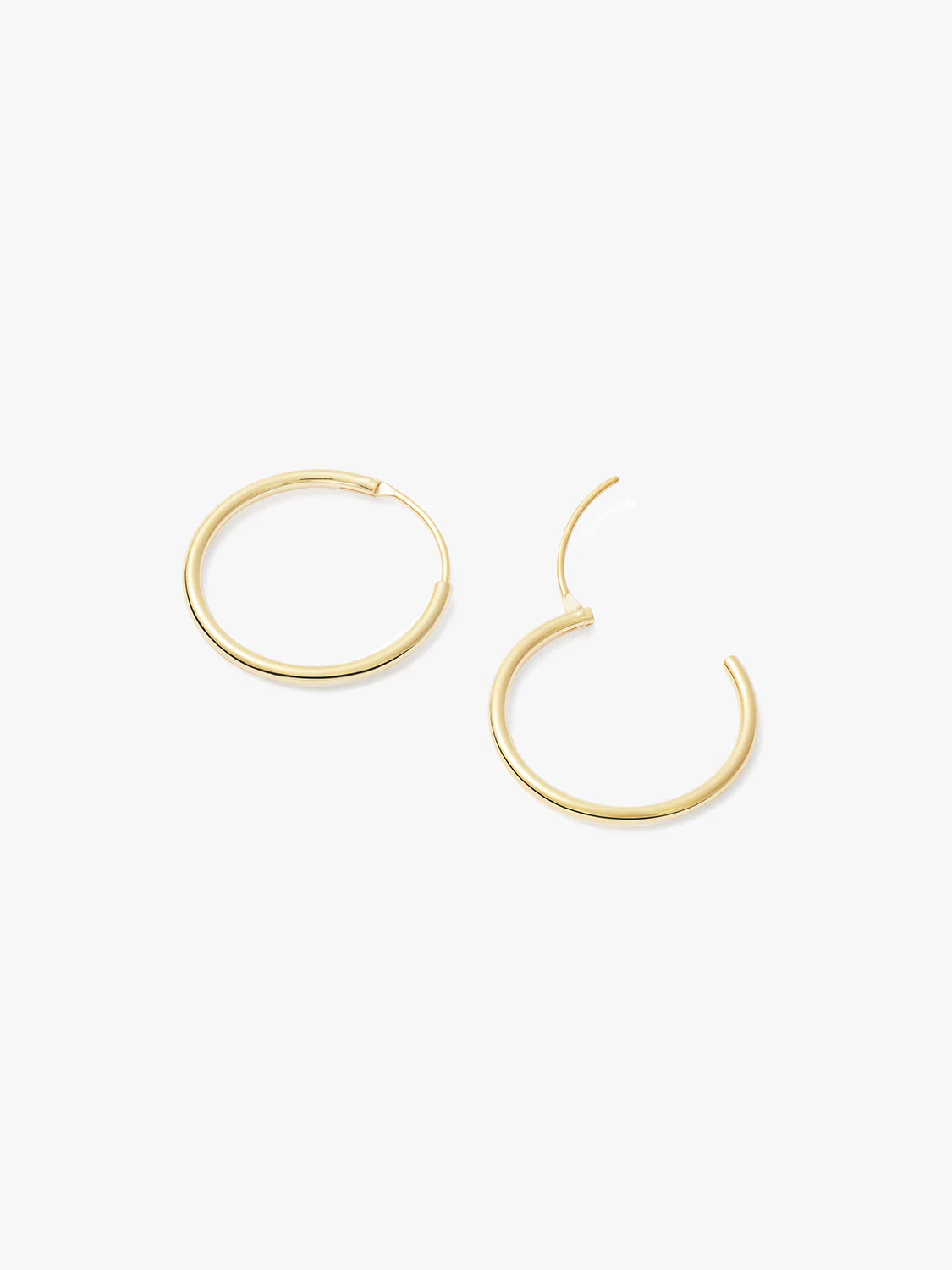 Medium Hoops