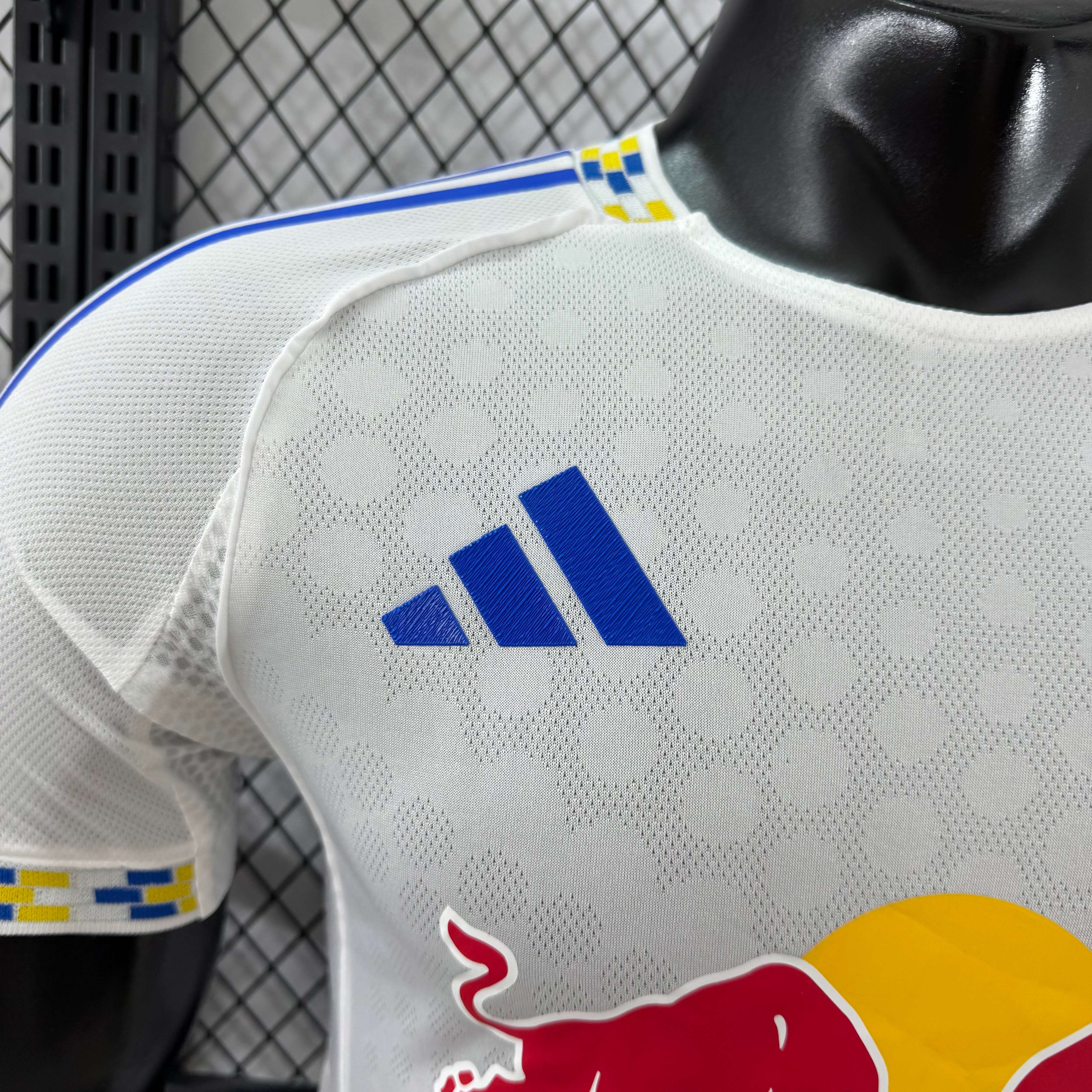 2025/2026 Leeds United Home Football Shirt (Player Edition)