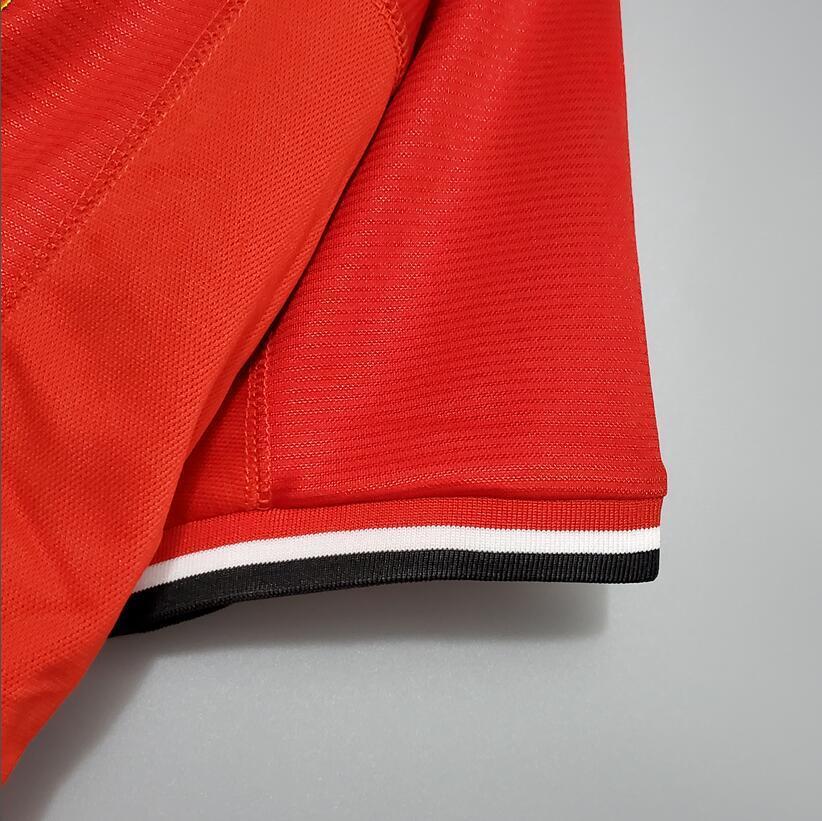 00/01 Manchester United home retro football jersey