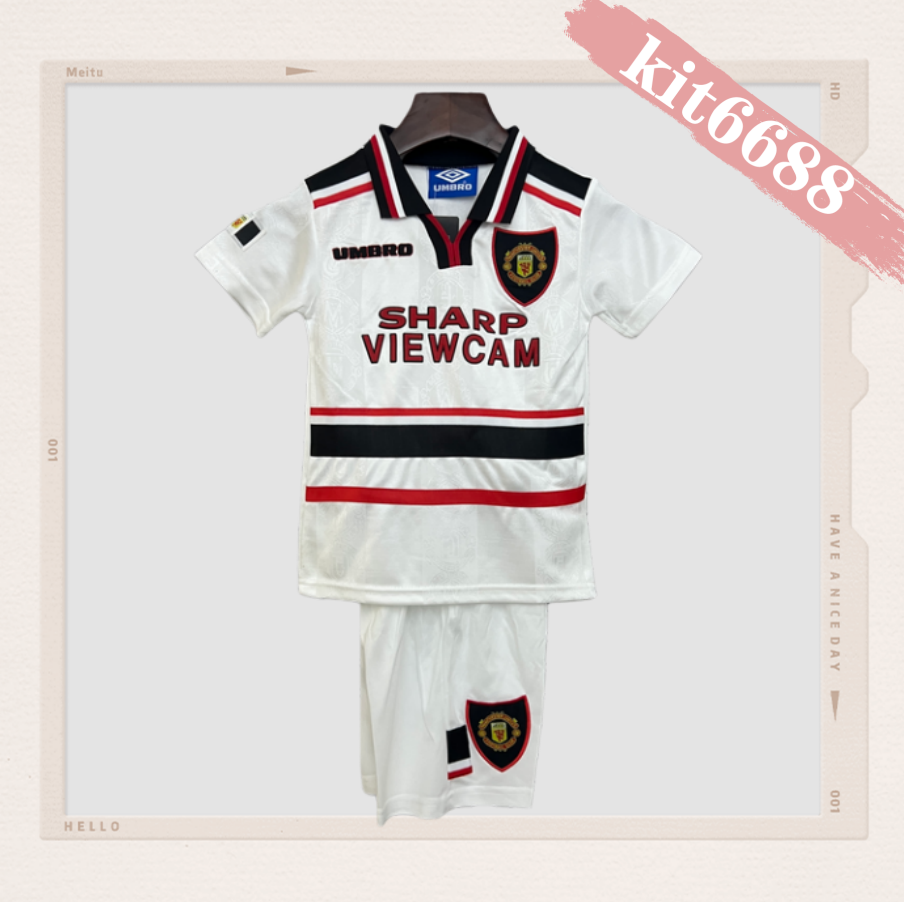 97/98 Manchester United Away Retro Football Soccer Kids Kit
