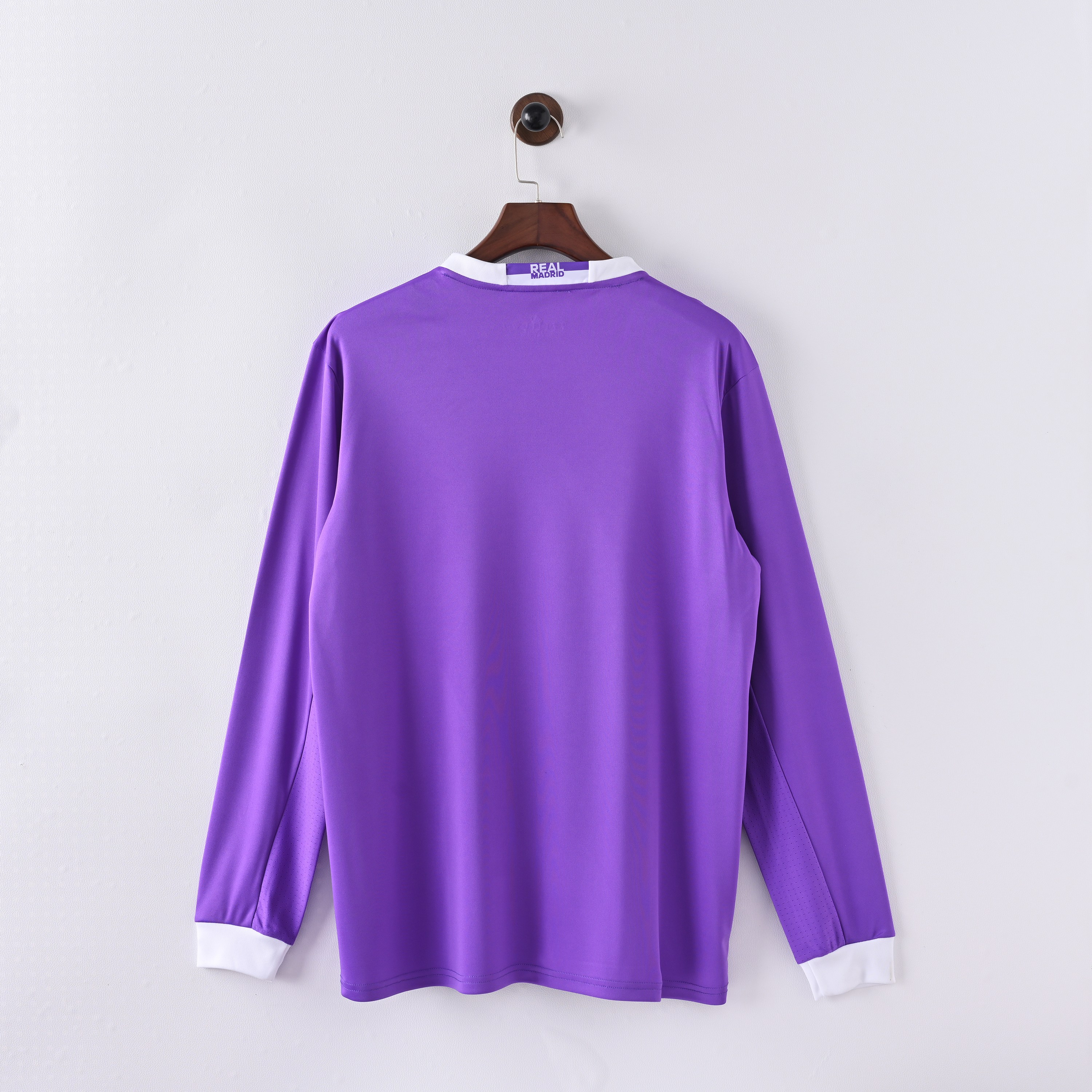 2016/2017 Real Madrid Away Retro long-sleeve Football Shirt