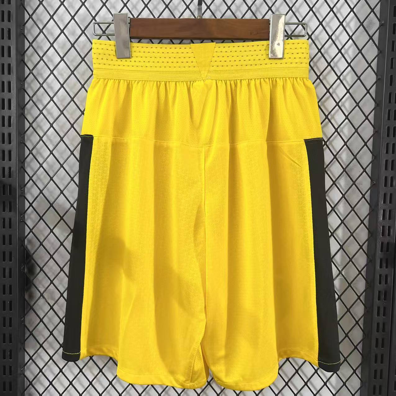2025/2026 Borussia Dortmund Home Shorts (Player Edition)