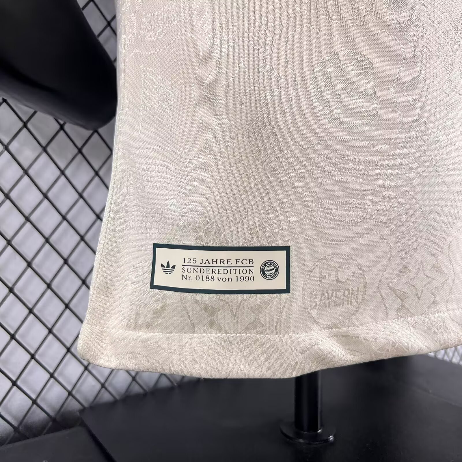 2025/2026 Bayern Munich Oktoberfest Special Edition Football Shirt (Player Edition)